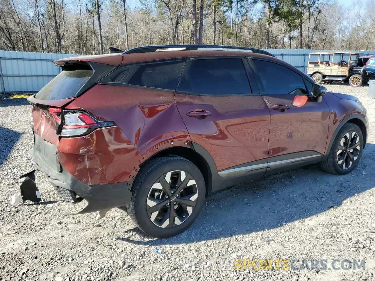 3 Photograph of a damaged car 5XYK6CAF8PG111573 KIA SPORTAGE X 2023
