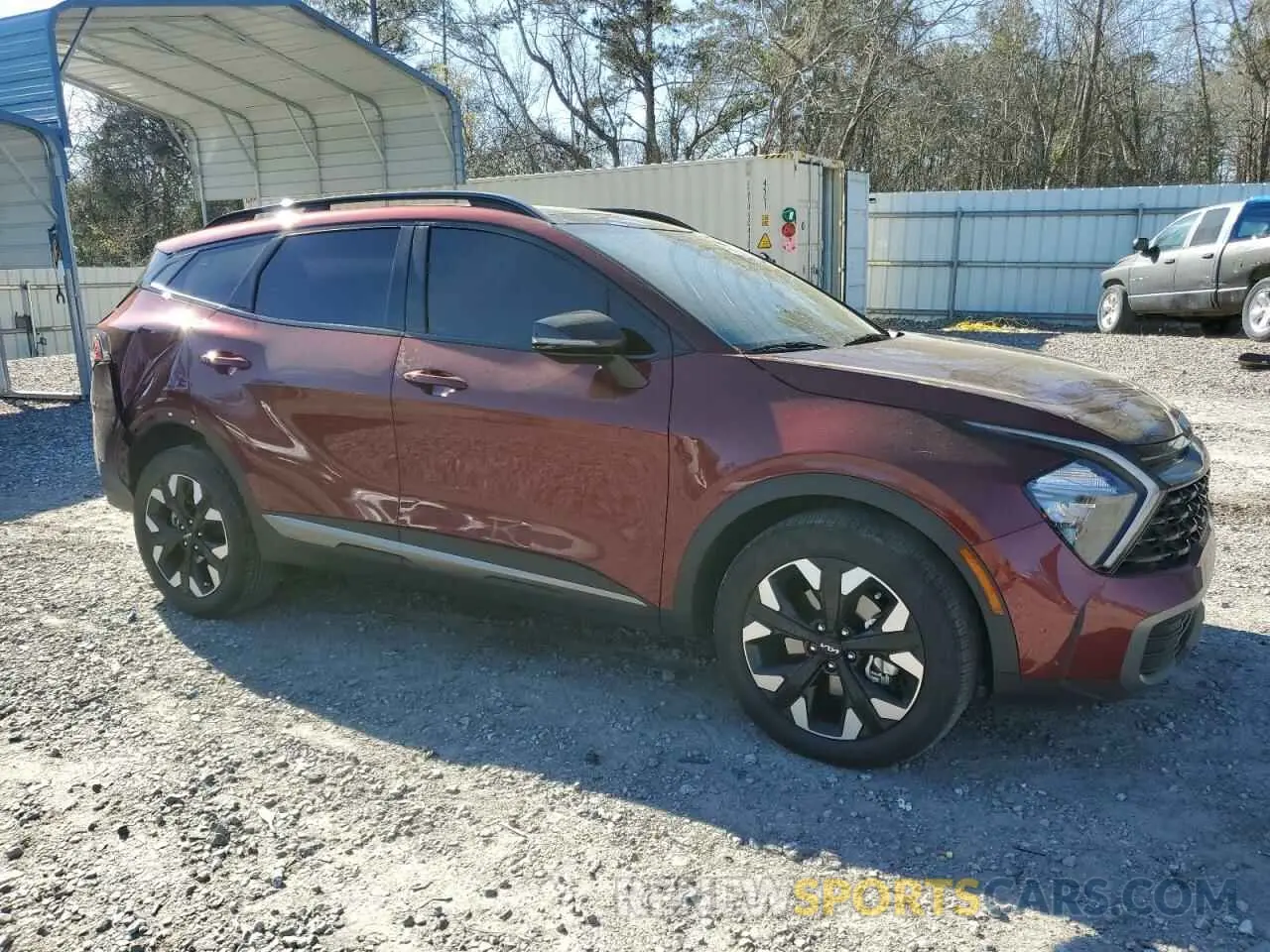 4 Photograph of a damaged car 5XYK6CAF8PG111573 KIA SPORTAGE X 2023