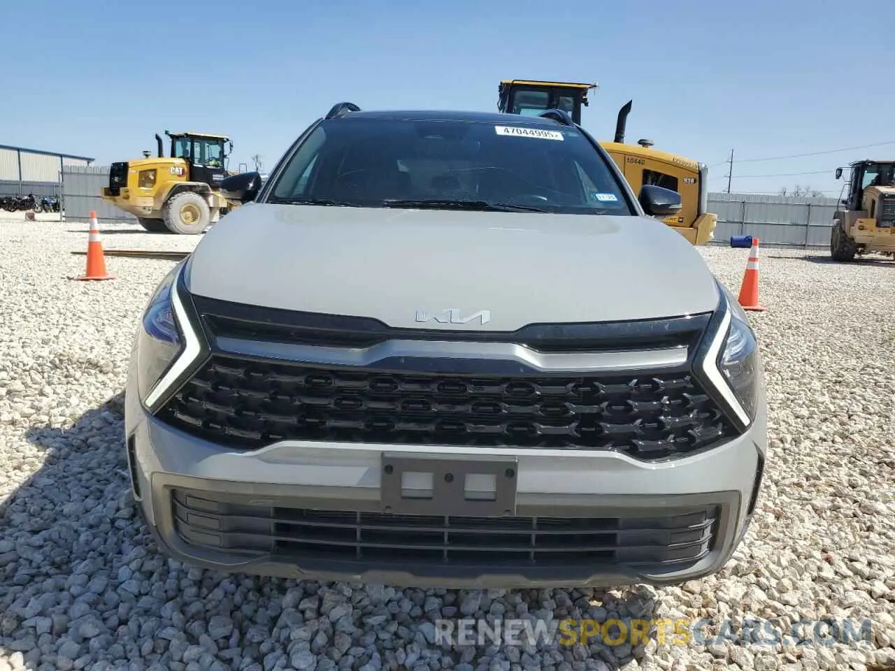 5 Photograph of a damaged car 5XYK6CAF9PG082438 KIA SPORTAGE X 2023