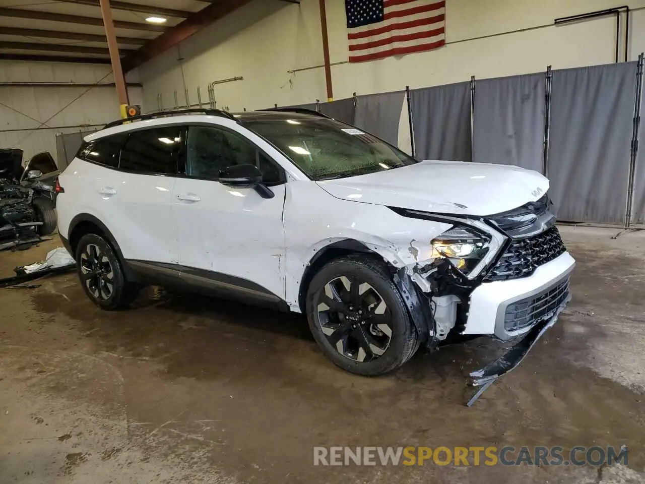 4 Photograph of a damaged car 5XYK6CAF9PG118077 KIA SPORTAGE X 2023