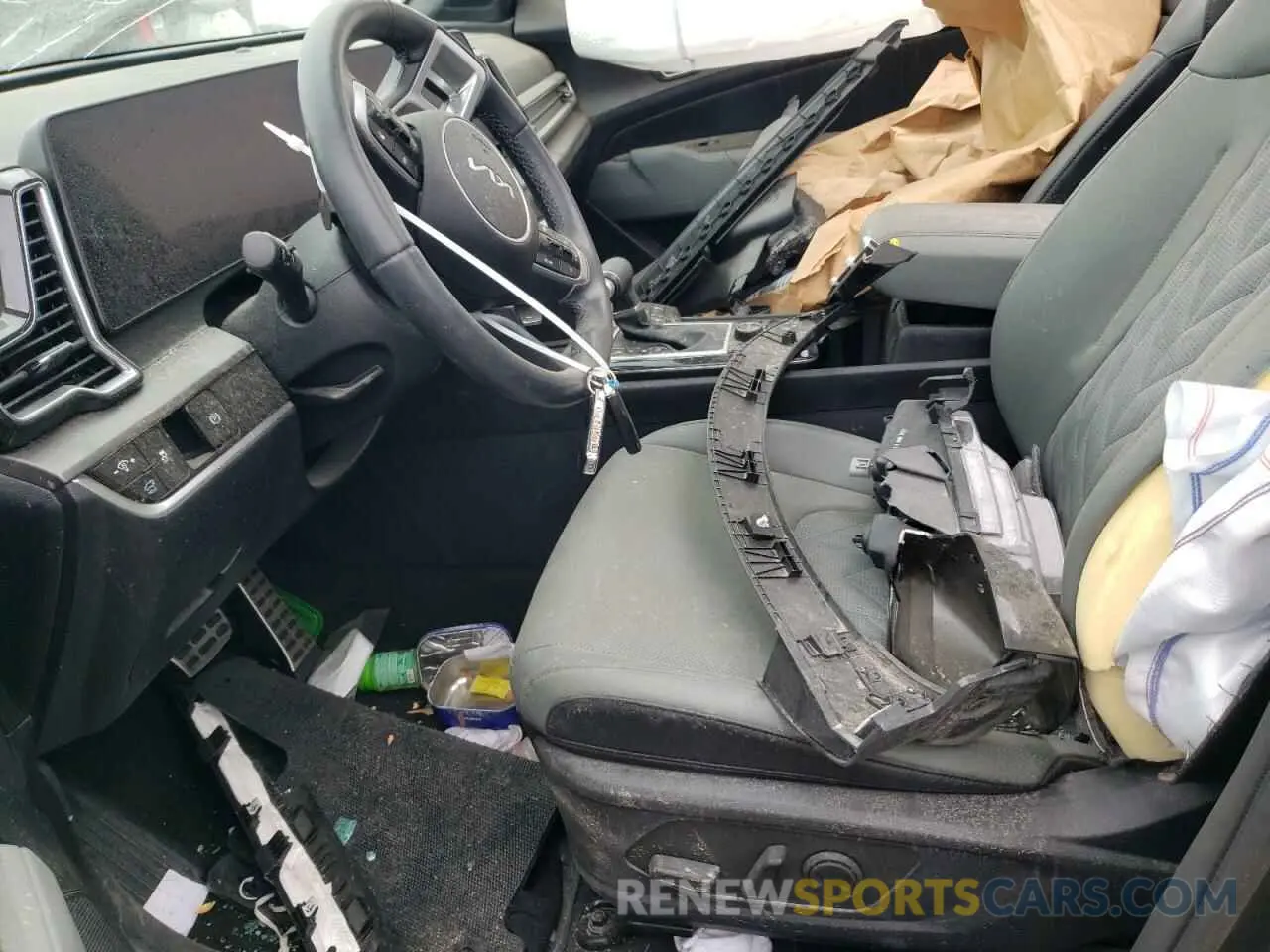 7 Photograph of a damaged car KNDPXCAF4P7168434 KIA SPORTAGE X 2023