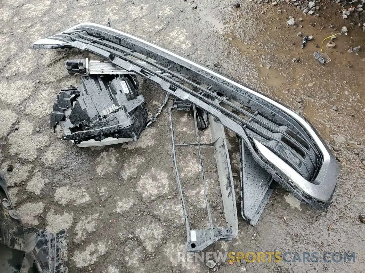 13 Photograph of a damaged car KNDPYDAH5P7048985 KIA SPORTAGE X 2023