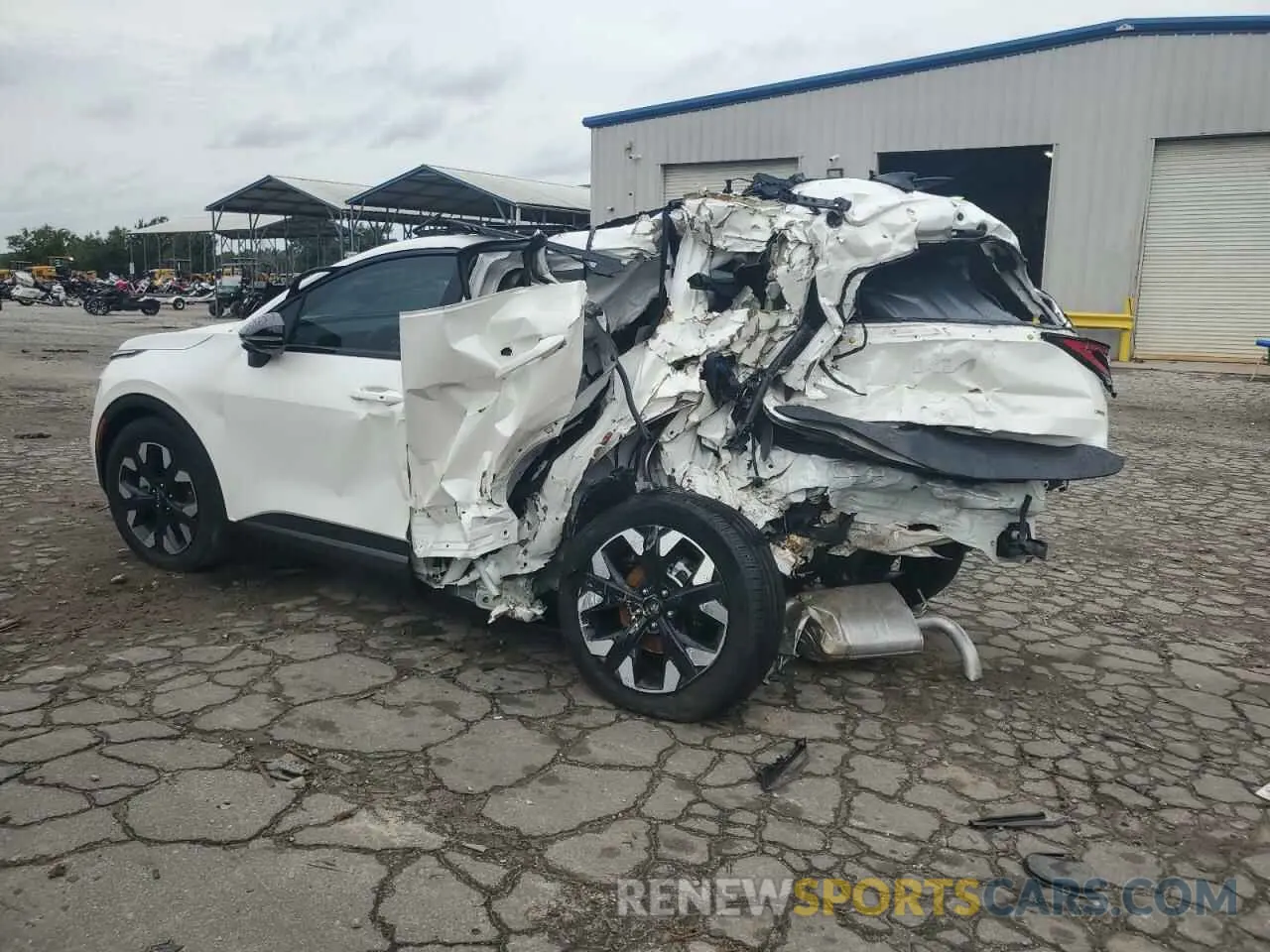 2 Photograph of a damaged car KNDPYDAHXP7102331 KIA SPORTAGE X 2023
