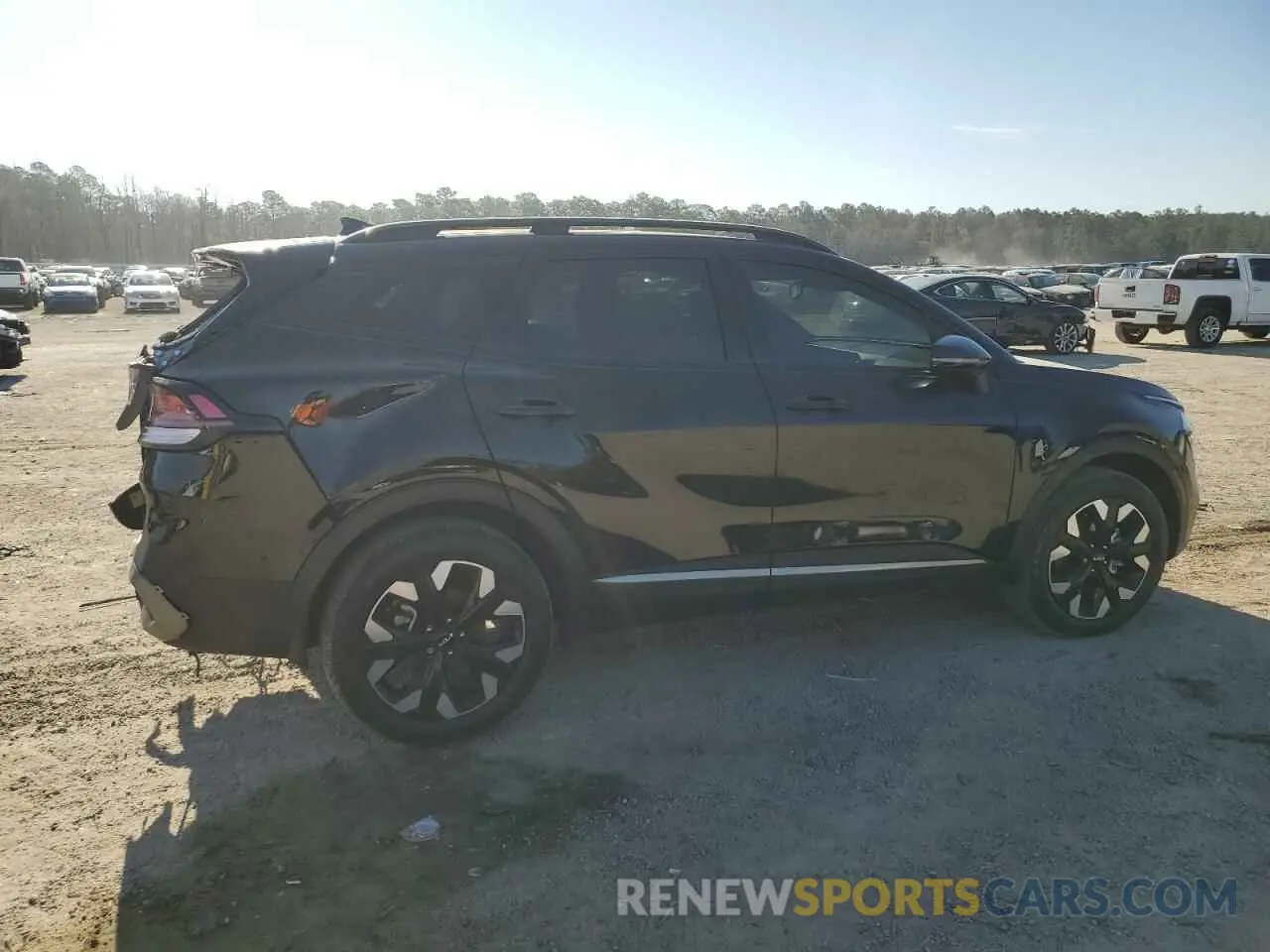 3 Photograph of a damaged car 5XYK6CDF1RG152402 KIA SPORTAGE X 2024