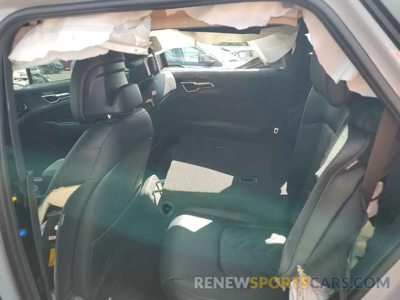 11 Photograph of a damaged car 5XYK6CDF2RG207326 KIA SPORTAGE X 2024