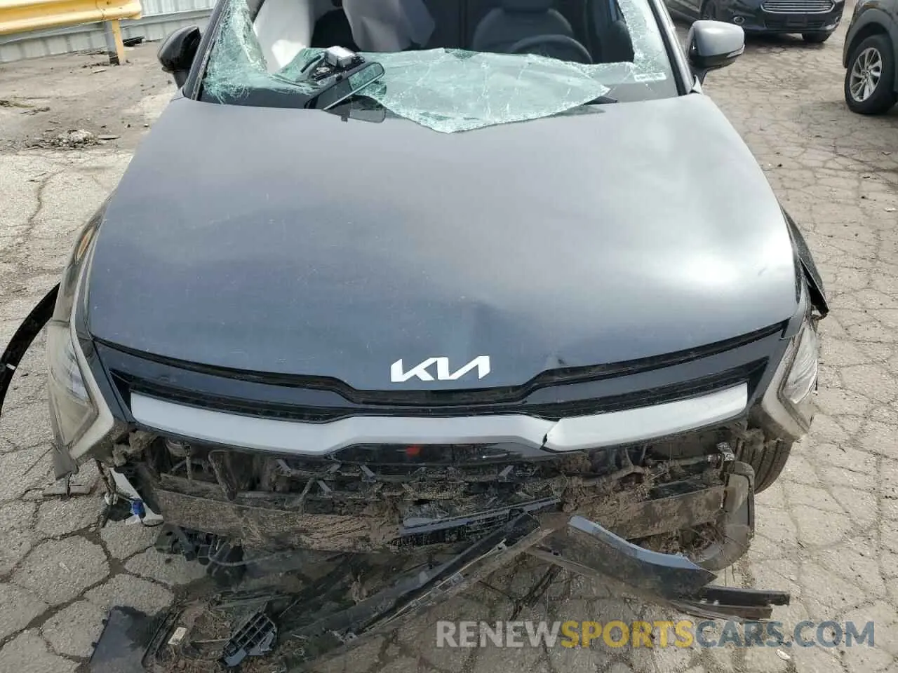 12 Photograph of a damaged car 5XYK6CDF7RG217558 KIA SPORTAGE X 2024