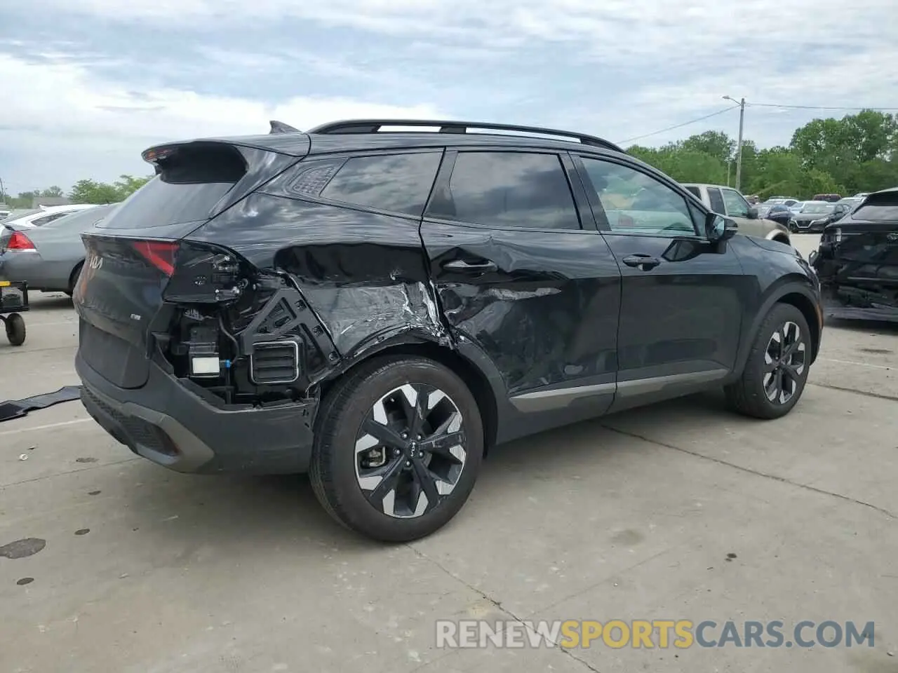 3 Photograph of a damaged car 5XYK6CDF9RG143060 KIA SPORTAGE X 2024