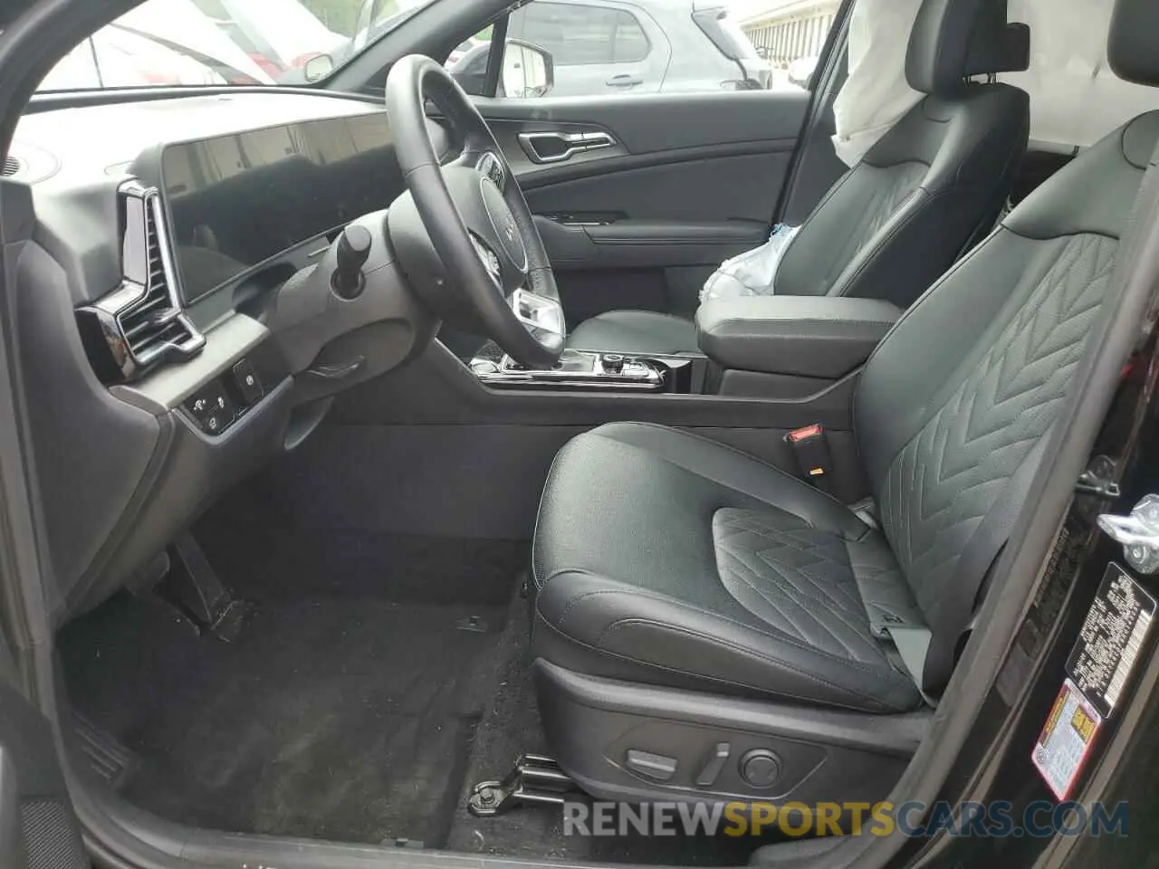7 Photograph of a damaged car 5XYK6CDF9RG143060 KIA SPORTAGE X 2024