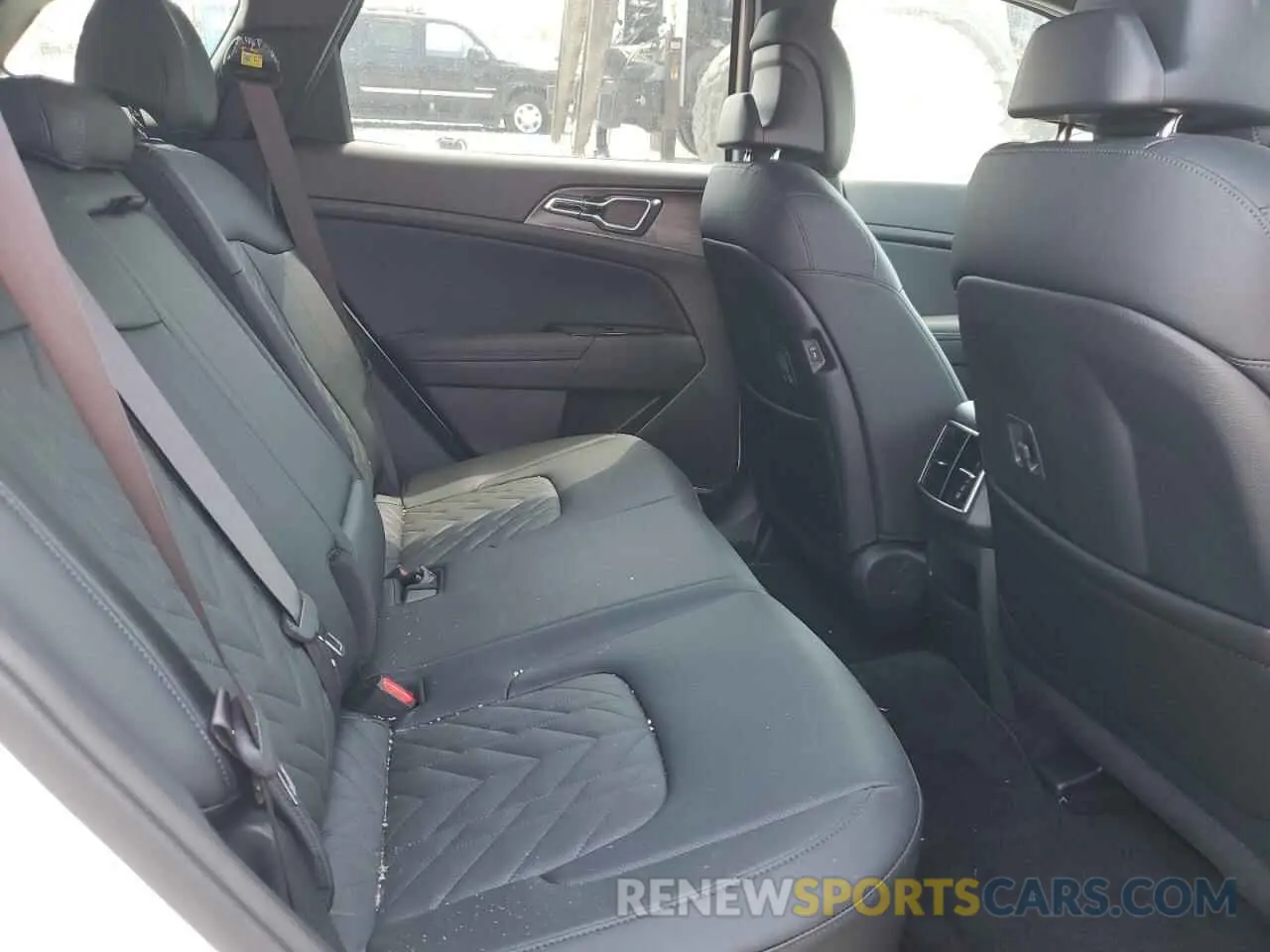 10 Photograph of a damaged car KNDPYDDH7R7139271 KIA SPORTAGE X 2024