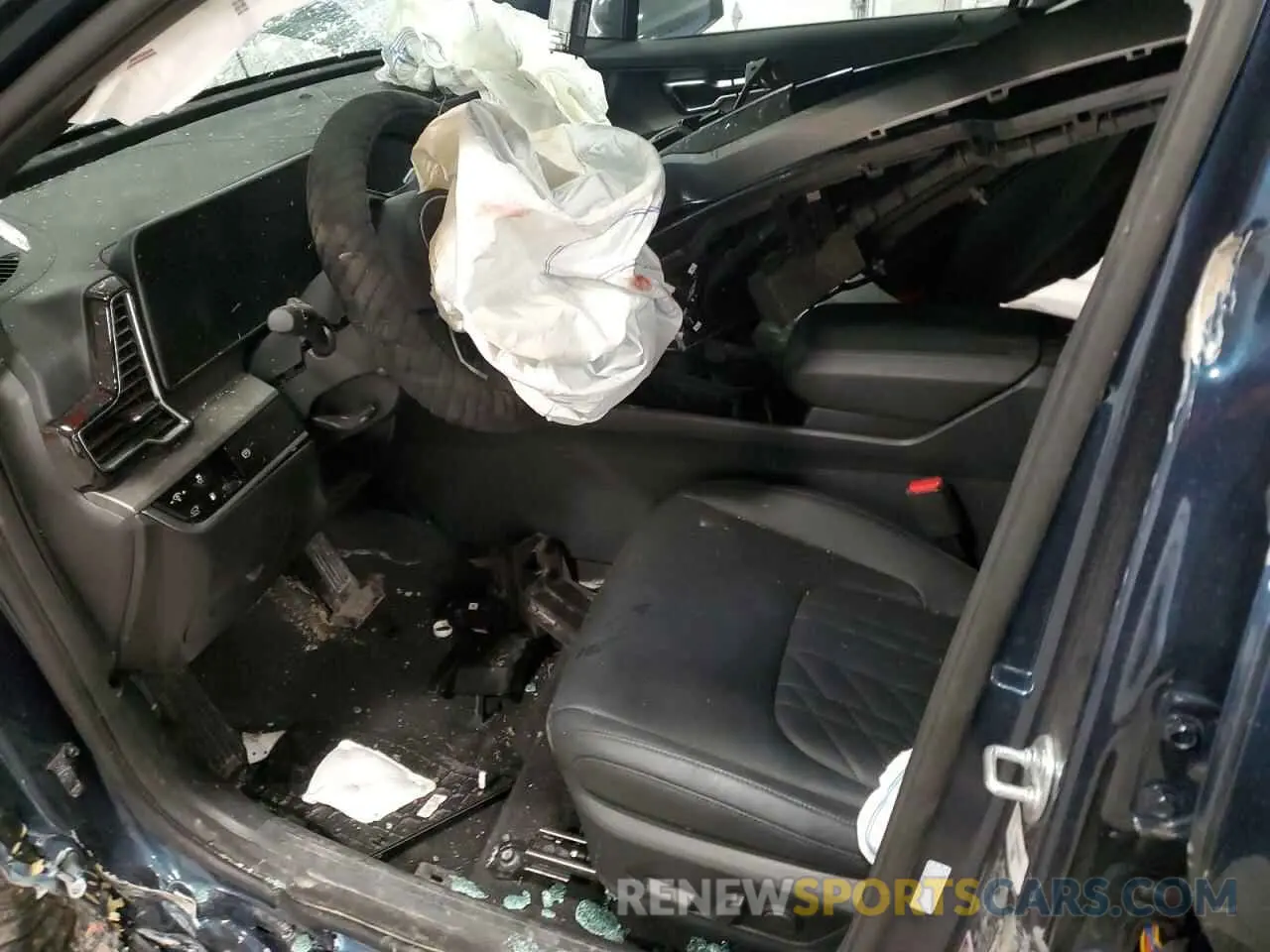 7 Photograph of a damaged car KNDPYDDHXR7153892 KIA SPORTAGE X 2024