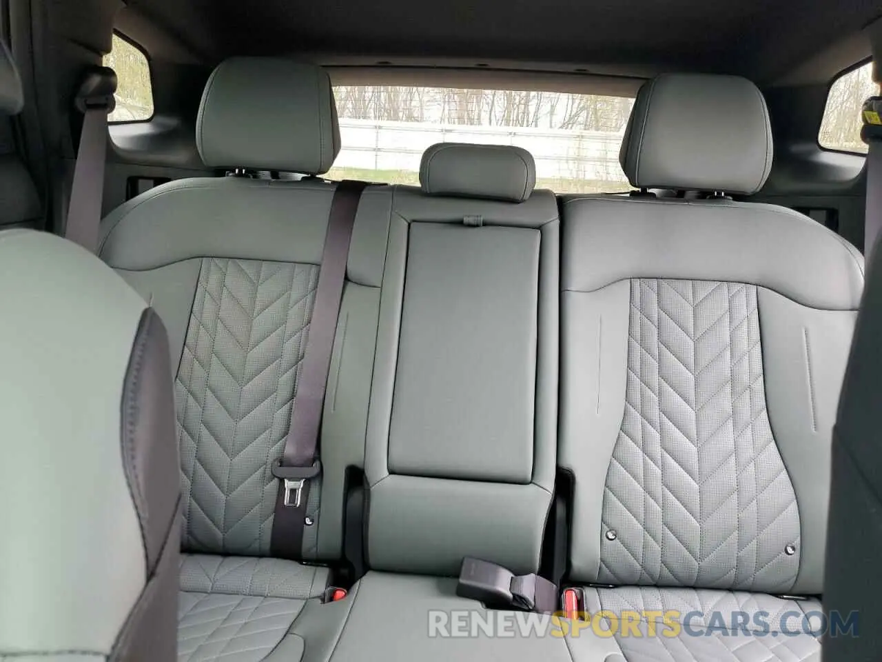 10 Photograph of a damaged car KNDPZDDH8S7188823 KIA SPORTAGE X 2025