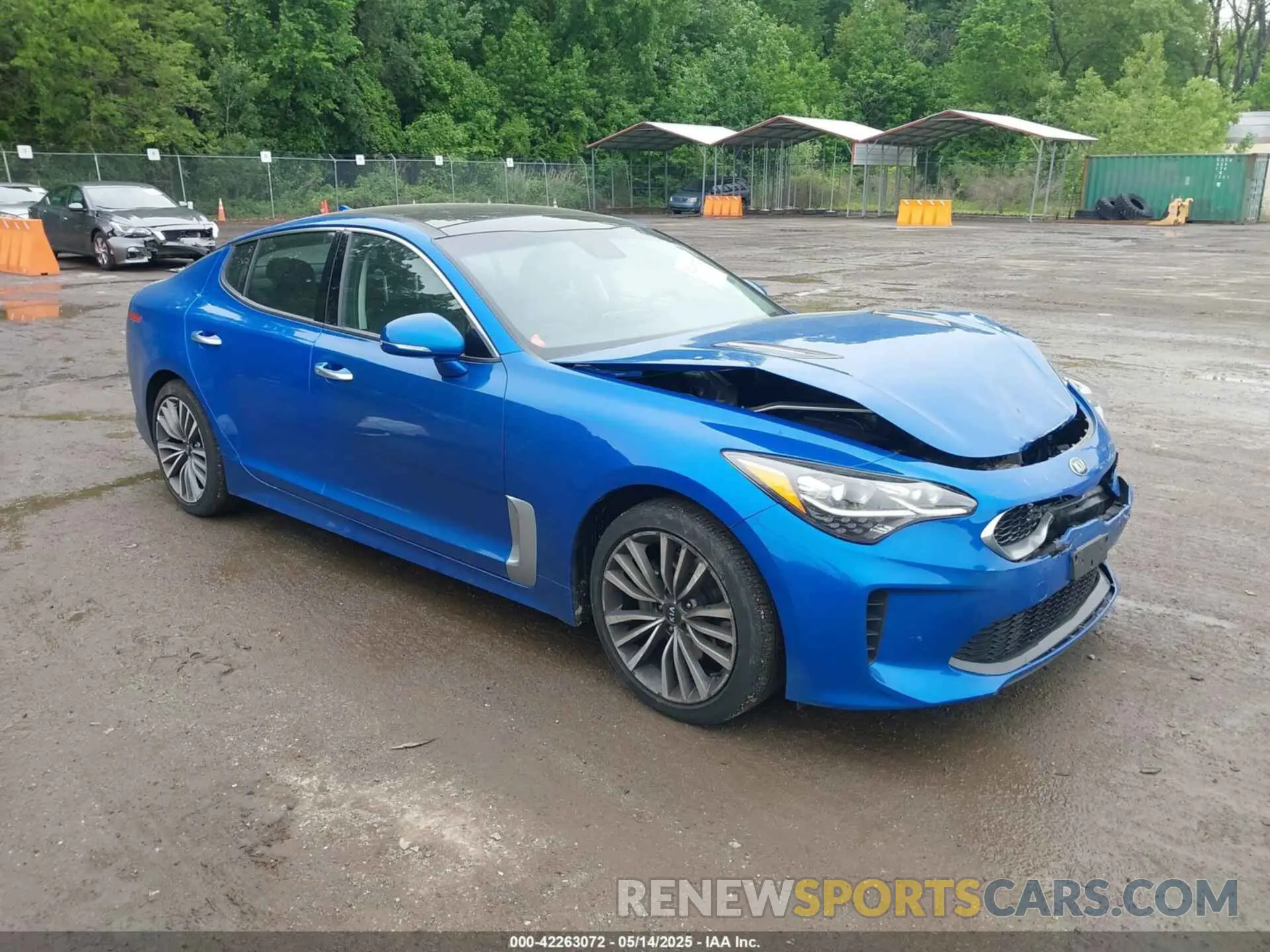 1 Photograph of a damaged car KNAE15LA1K6059284 KIA STINGER 2019