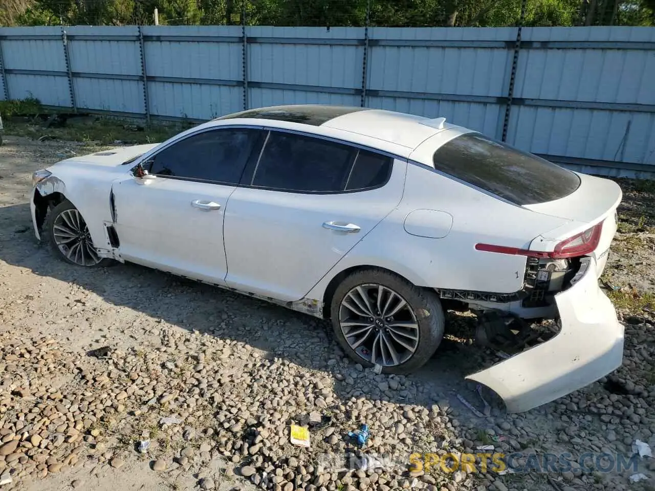 2 Photograph of a damaged car KNAE15LA1K6064422 KIA STINGER 2019