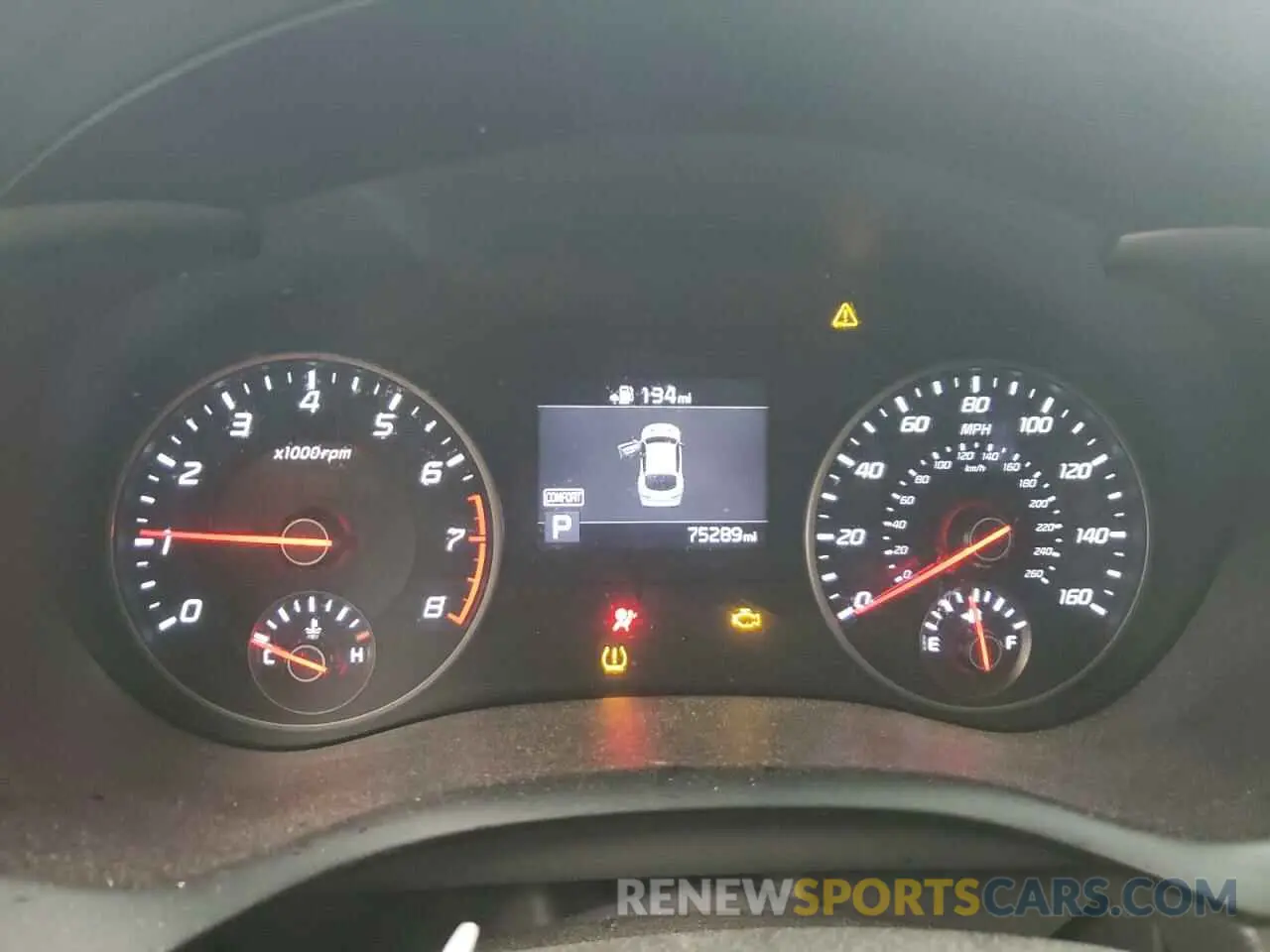 9 Photograph of a damaged car KNAE15LA1K6064422 KIA STINGER 2019