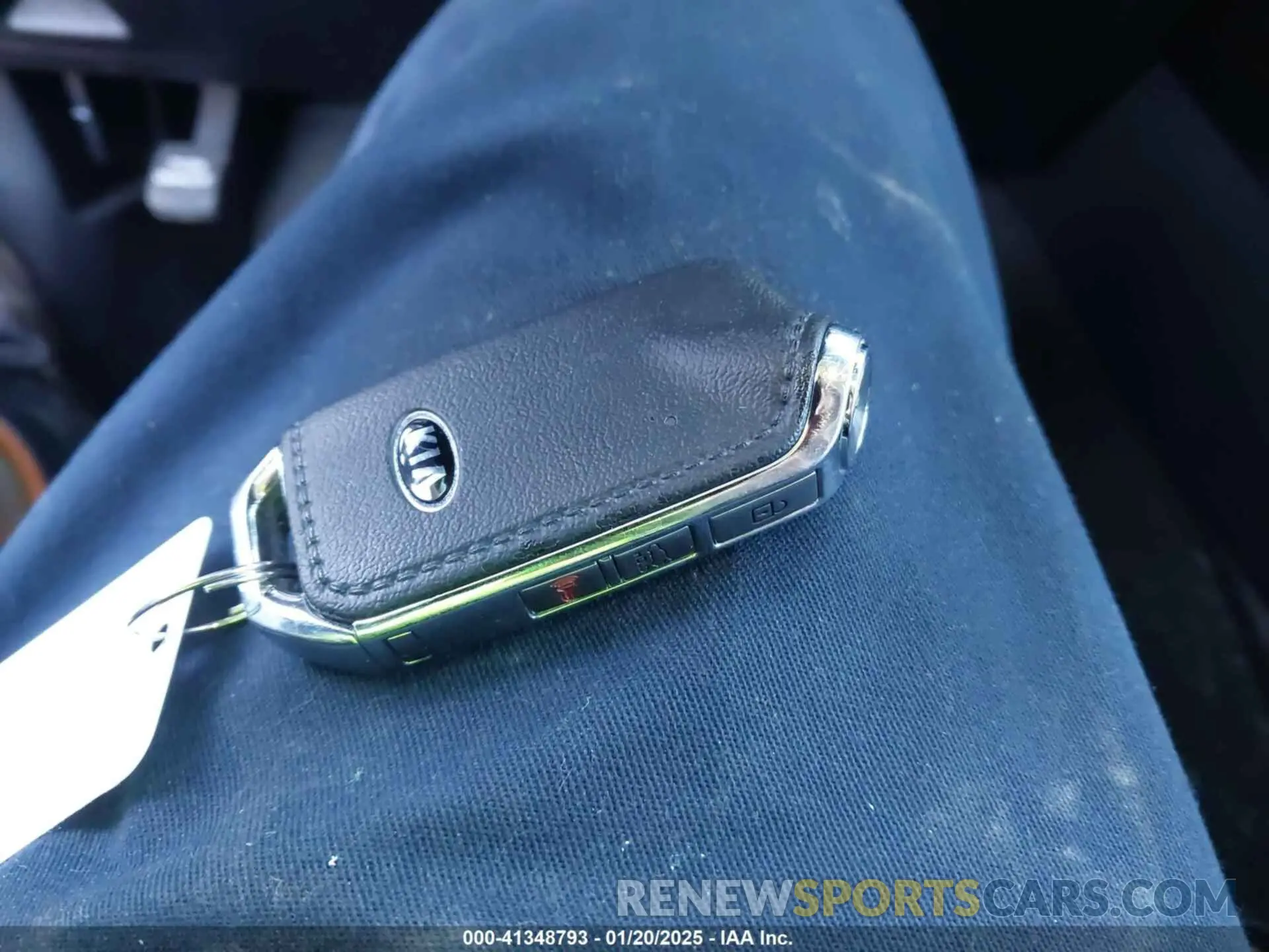11 Photograph of a damaged car KNAE15LA2K6046124 KIA STINGER 2019