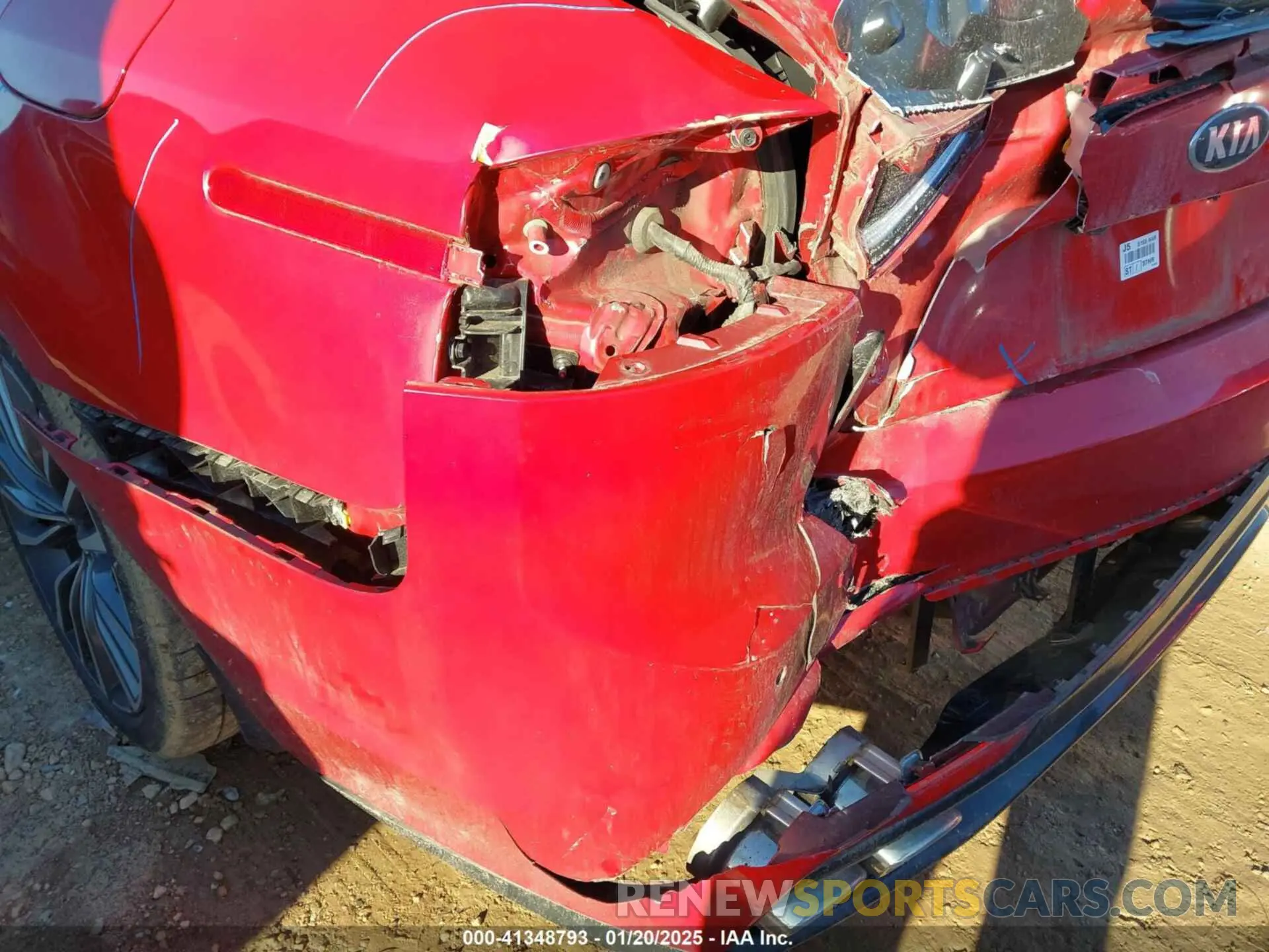 6 Photograph of a damaged car KNAE15LA2K6046124 KIA STINGER 2019