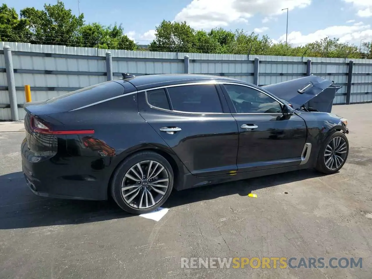 3 Photograph of a damaged car KNAE15LA2K6046656 KIA STINGER 2019