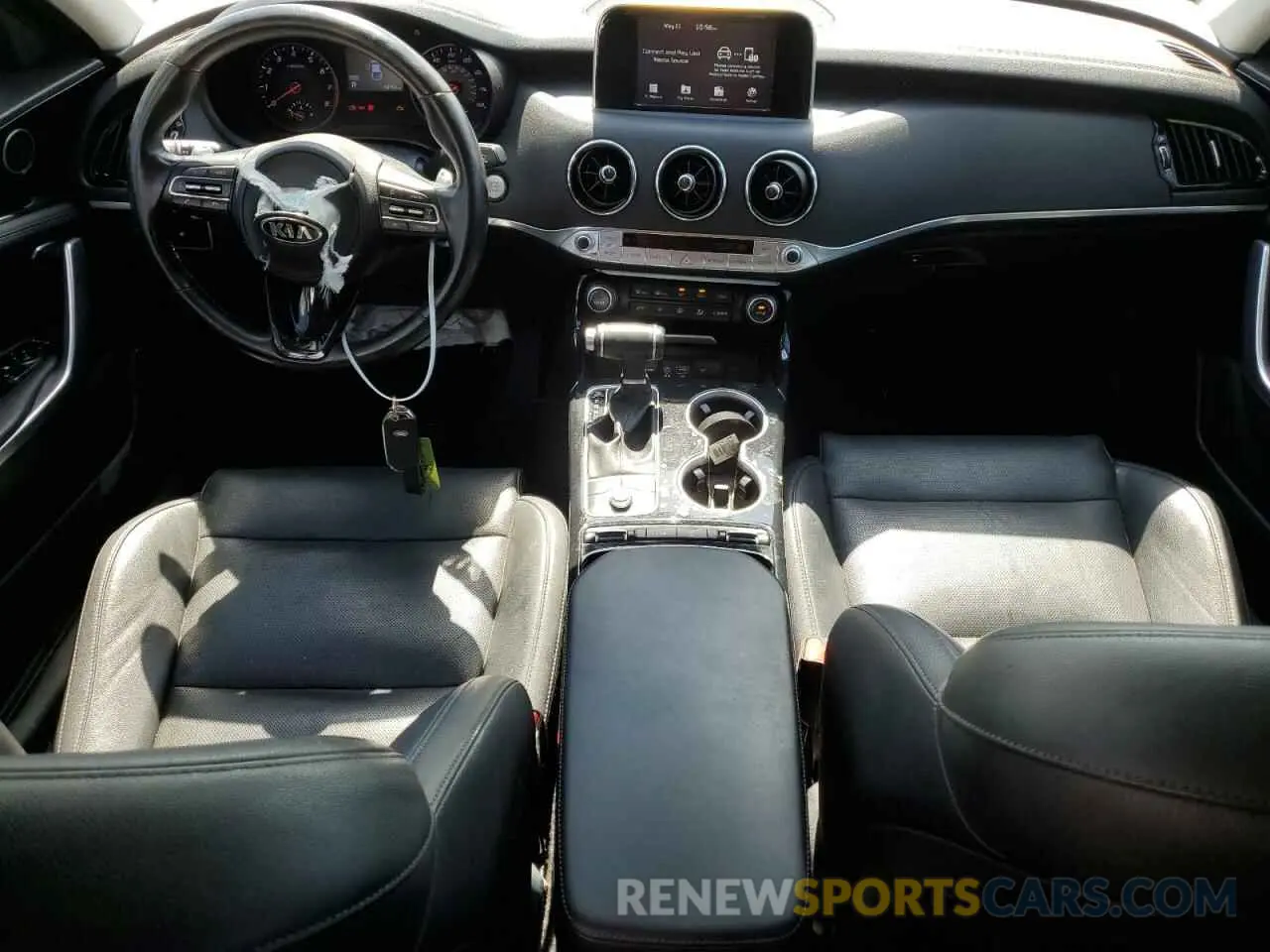 8 Photograph of a damaged car KNAE15LA2K6046656 KIA STINGER 2019