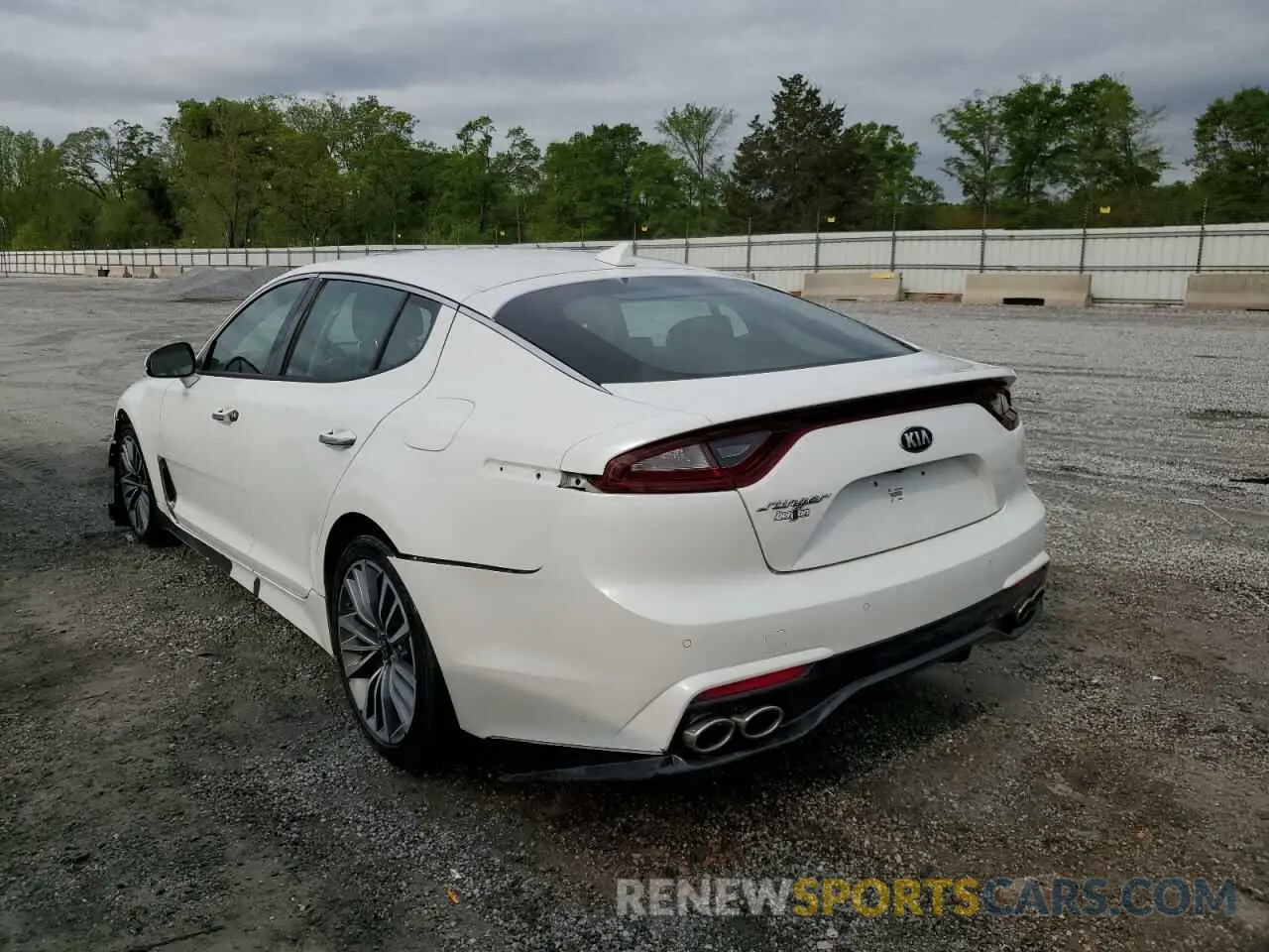 2 Photograph of a damaged car KNAE15LA4K6064060 KIA STINGER 2019