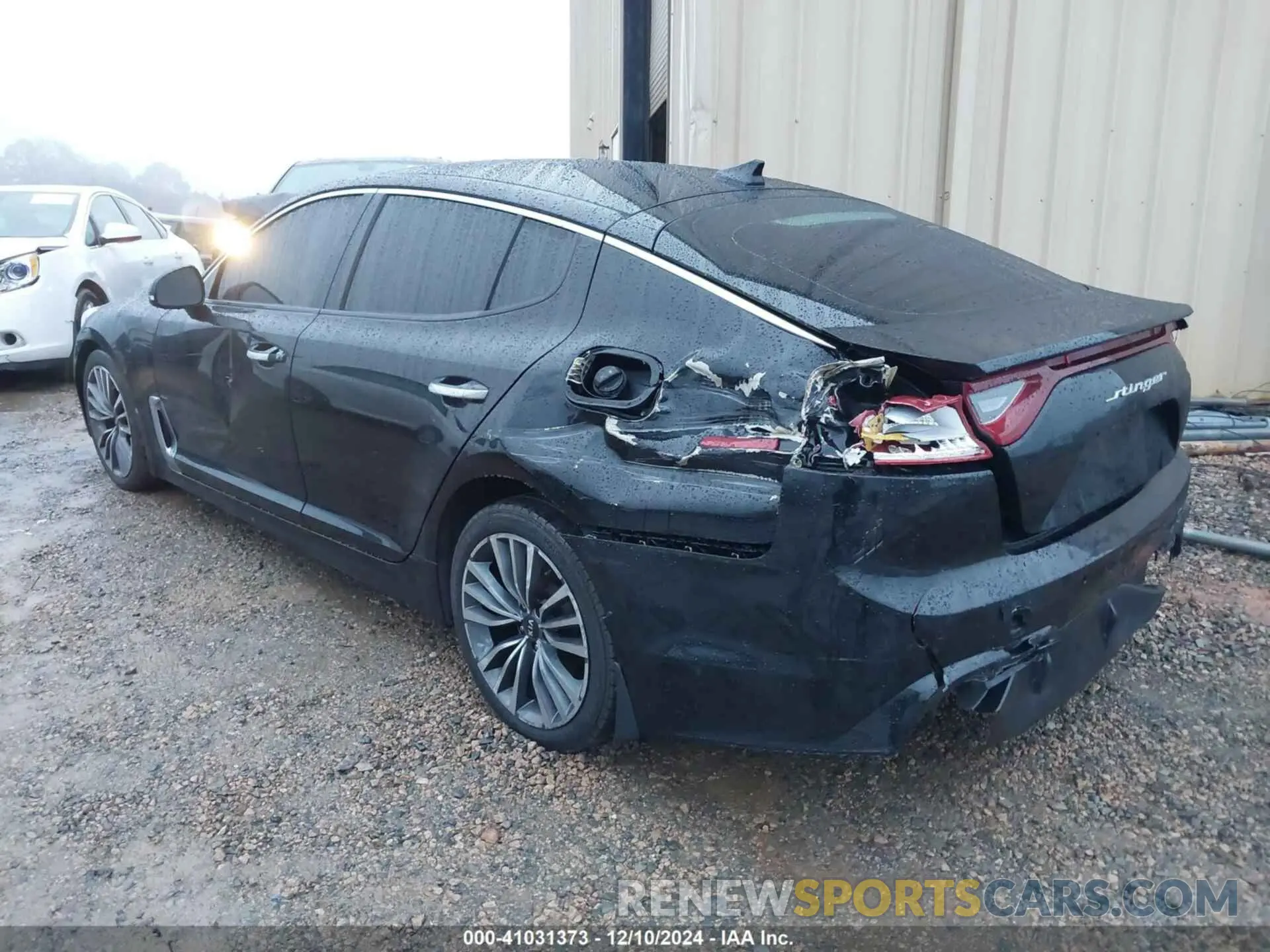 3 Photograph of a damaged car KNAE15LA6K6069504 KIA STINGER 2019