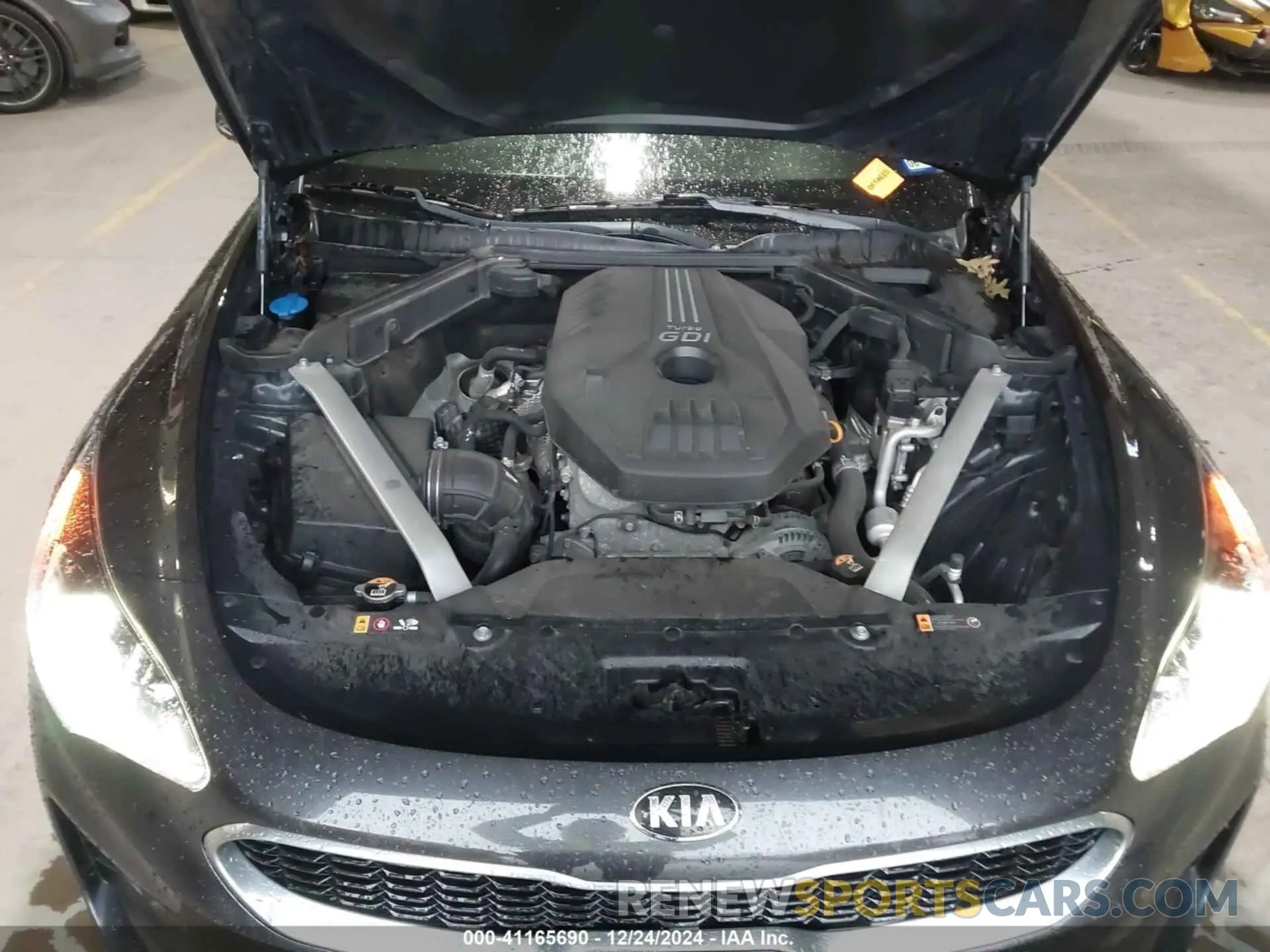 10 Photograph of a damaged car KNAE15LA8K6062411 KIA STINGER 2019