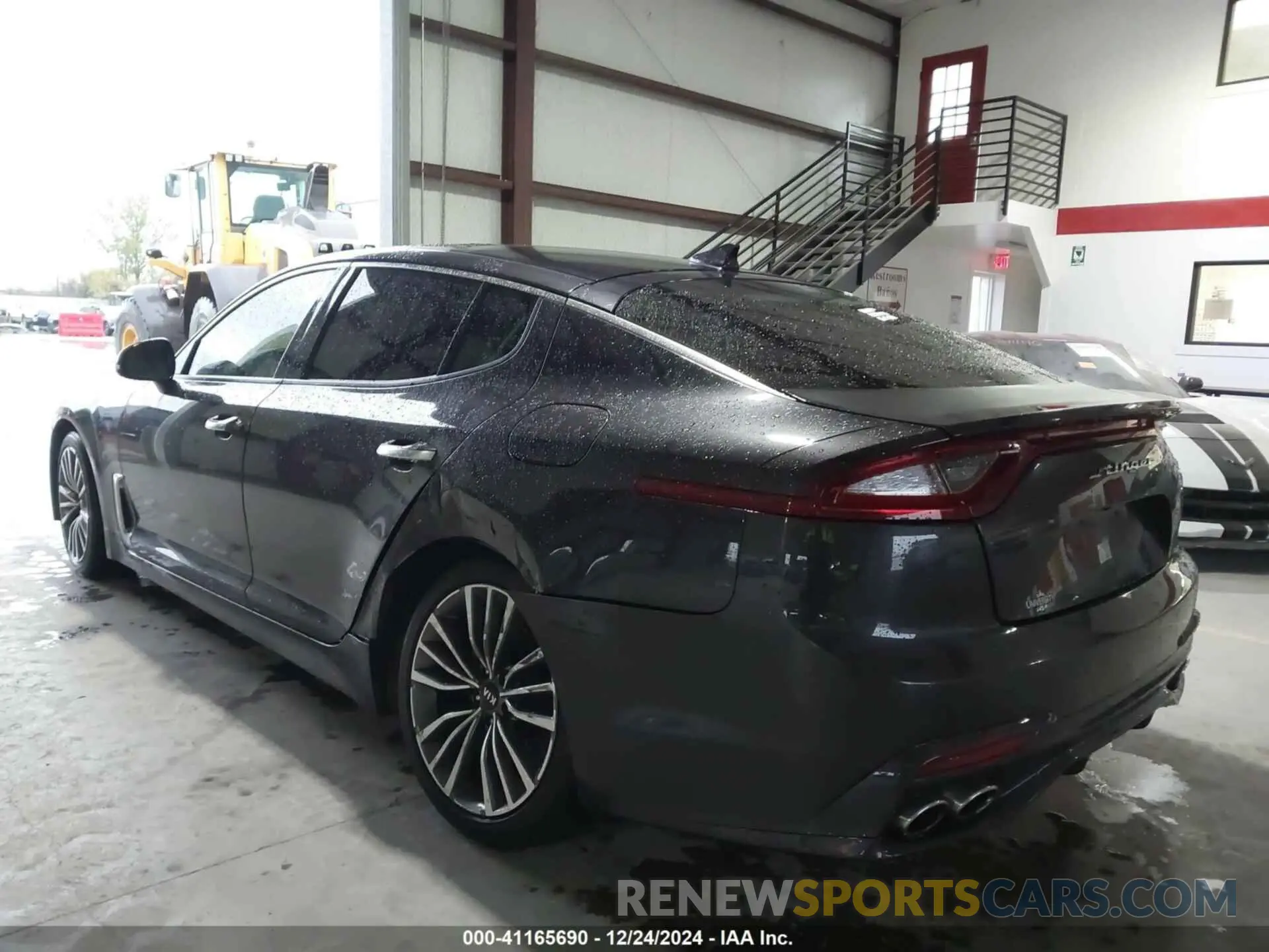 6 Photograph of a damaged car KNAE15LA8K6062411 KIA STINGER 2019