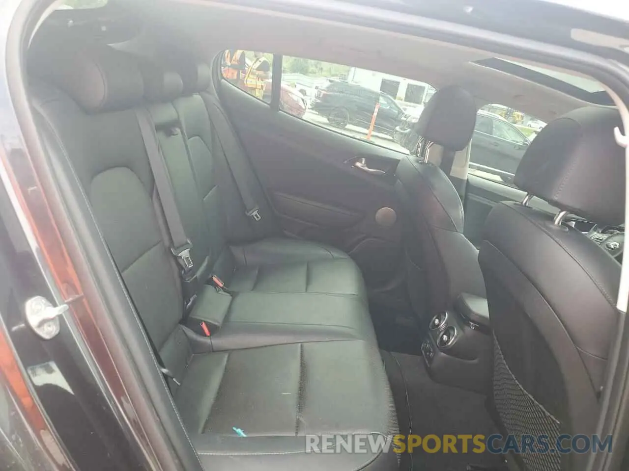 10 Photograph of a damaged car KNAE25LA3K6058487 KIA STINGER 2019