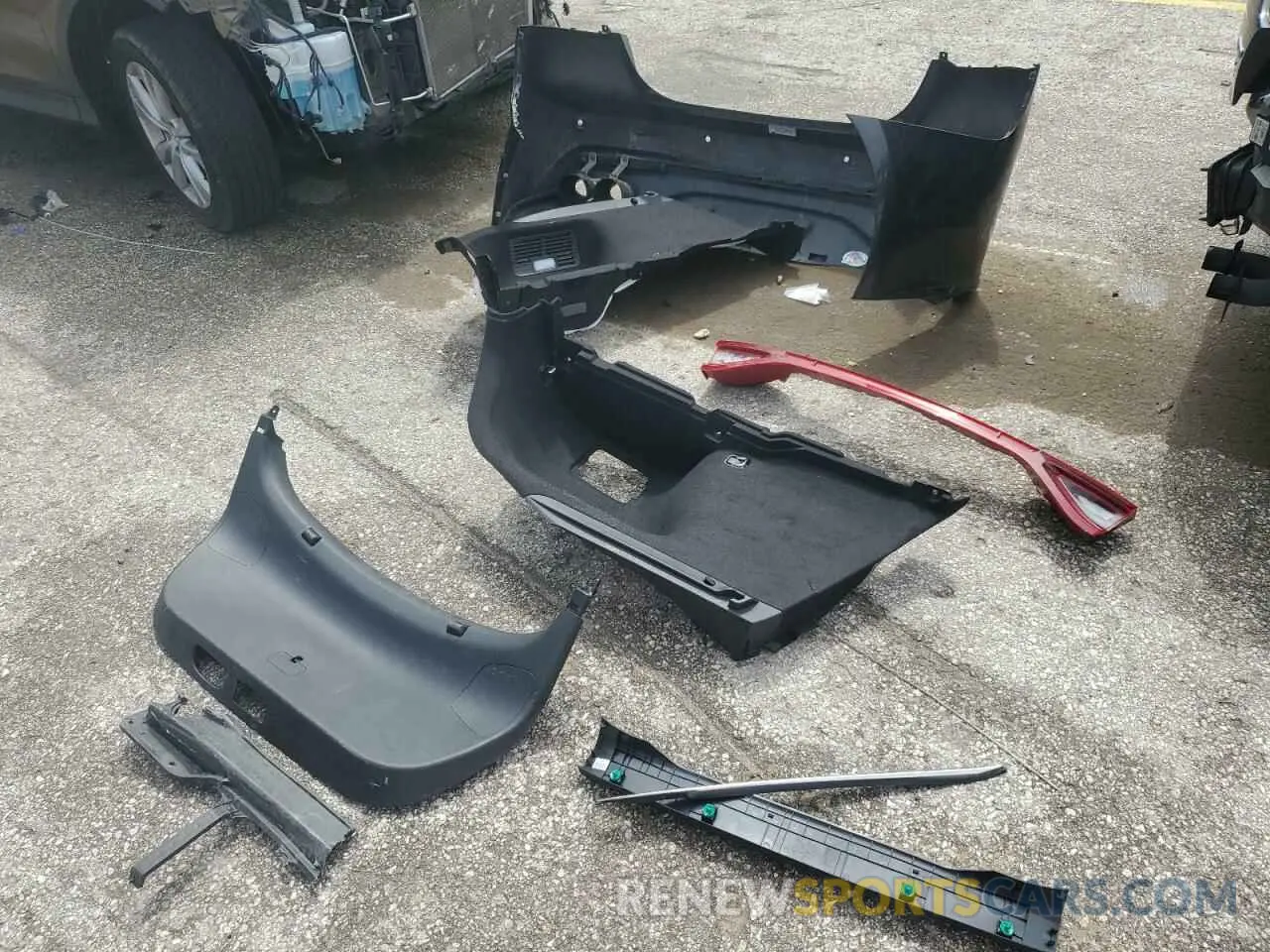 12 Photograph of a damaged car KNAE25LA3K6058487 KIA STINGER 2019