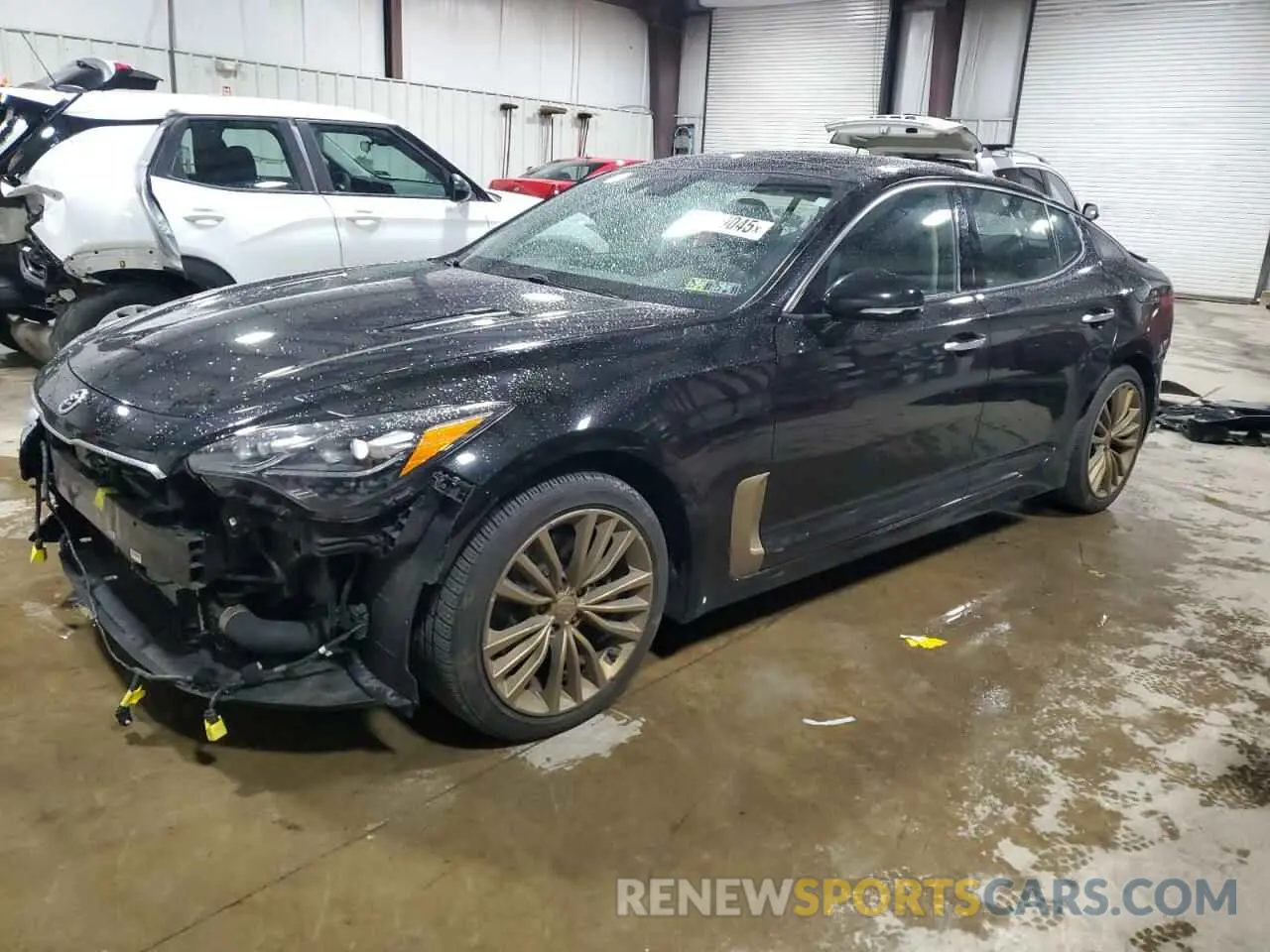 1 Photograph of a damaged car KNAE25LA3K6063706 KIA STINGER 2019