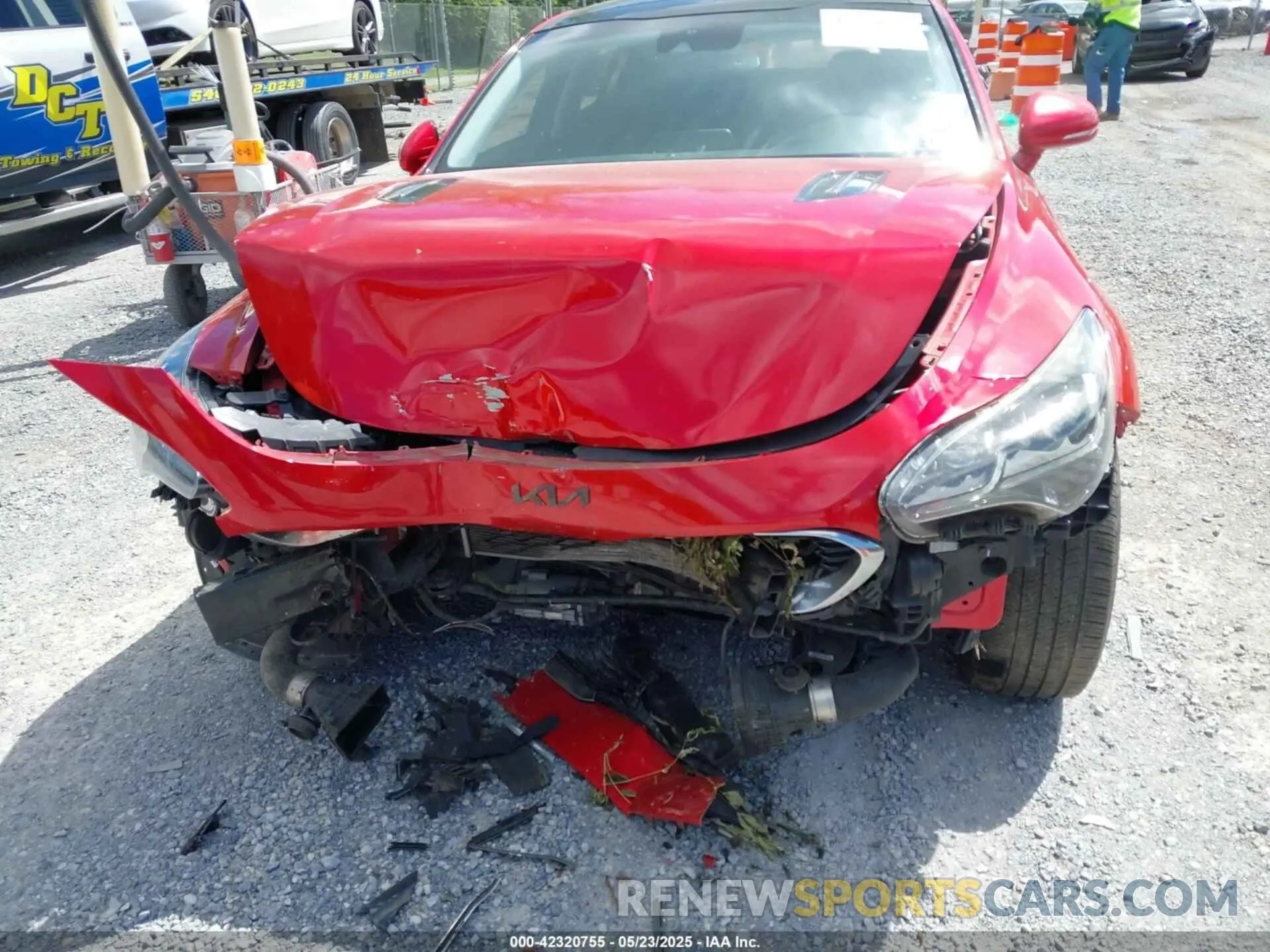 6 Photograph of a damaged car KNAE25LA4K6053833 KIA STINGER 2019