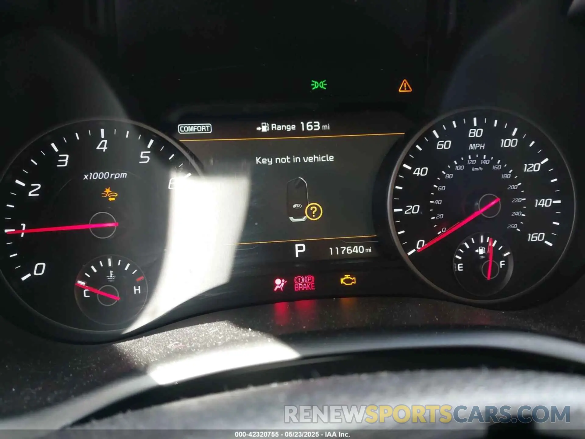 7 Photograph of a damaged car KNAE25LA4K6053833 KIA STINGER 2019