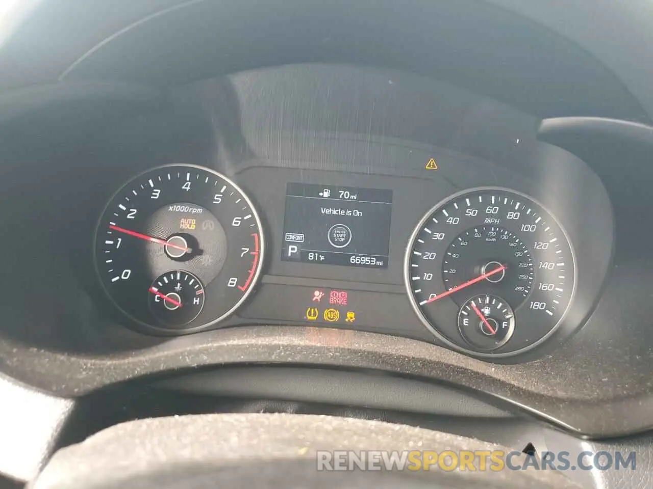 9 Photograph of a damaged car KNAE35LC5K6046467 KIA STINGER 2019