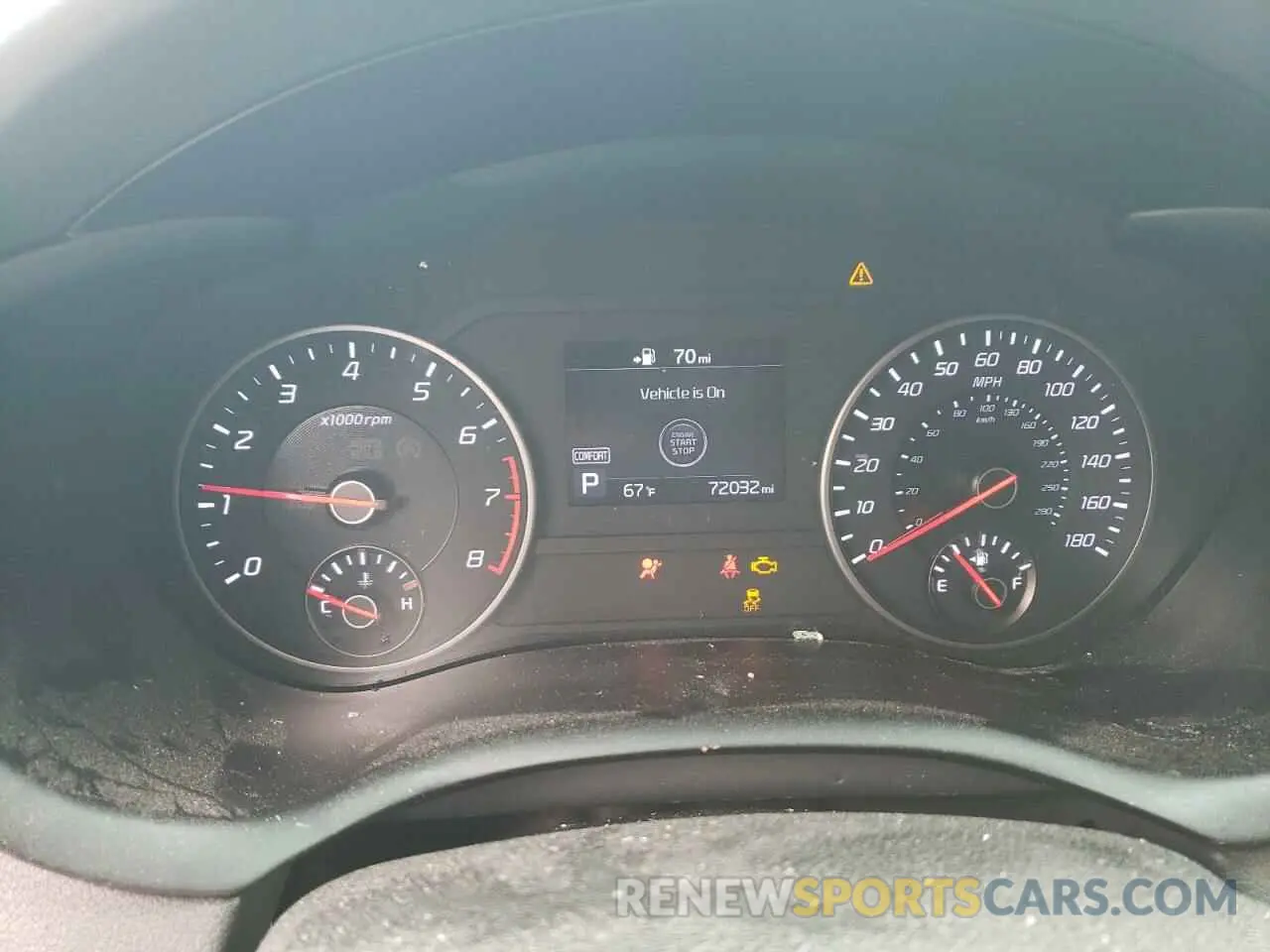 9 Photograph of a damaged car KNAE35LC5K6058506 KIA STINGER 2019