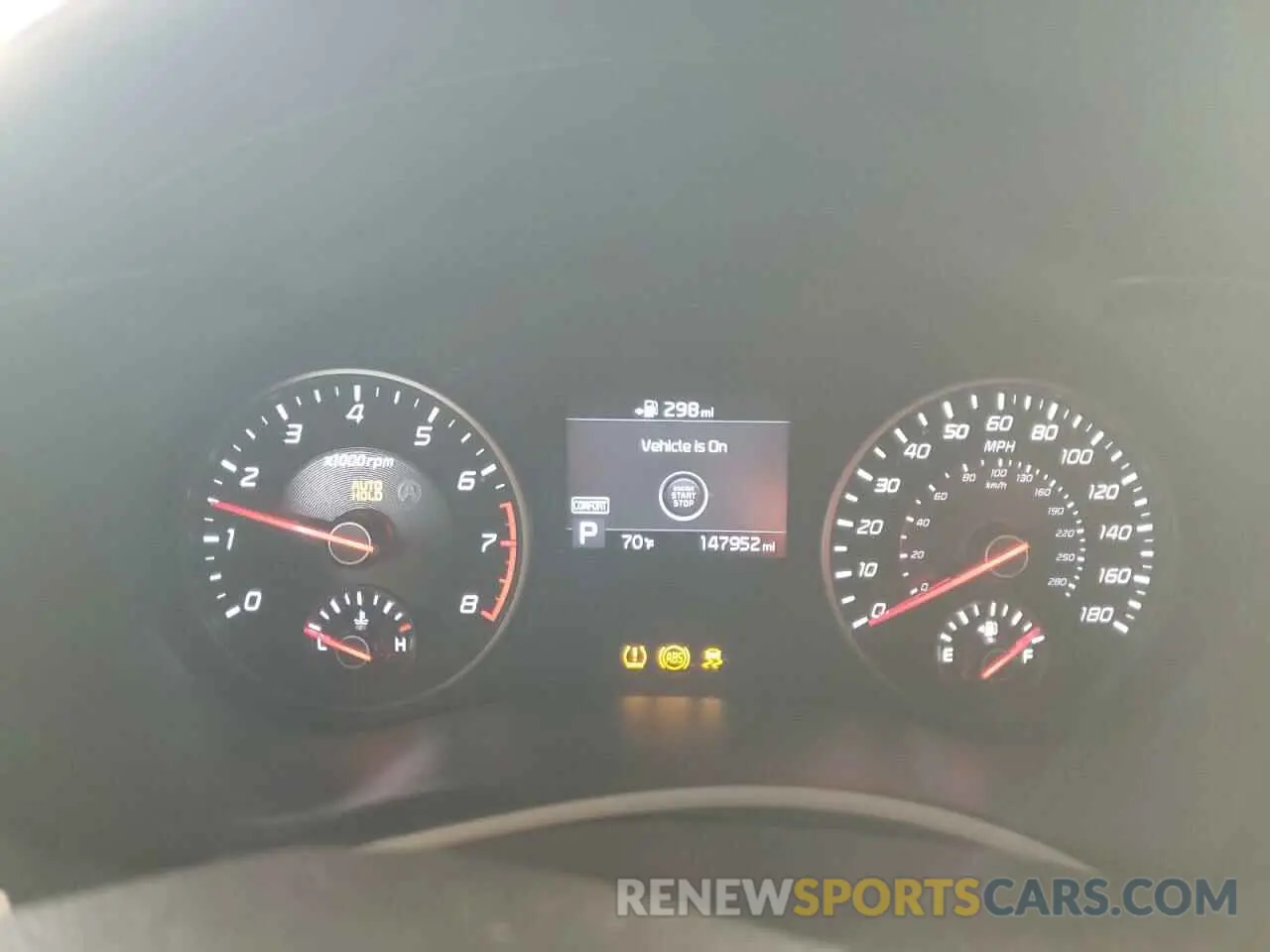 9 Photograph of a damaged car KNAE35LCXK6043127 KIA STINGER 2019