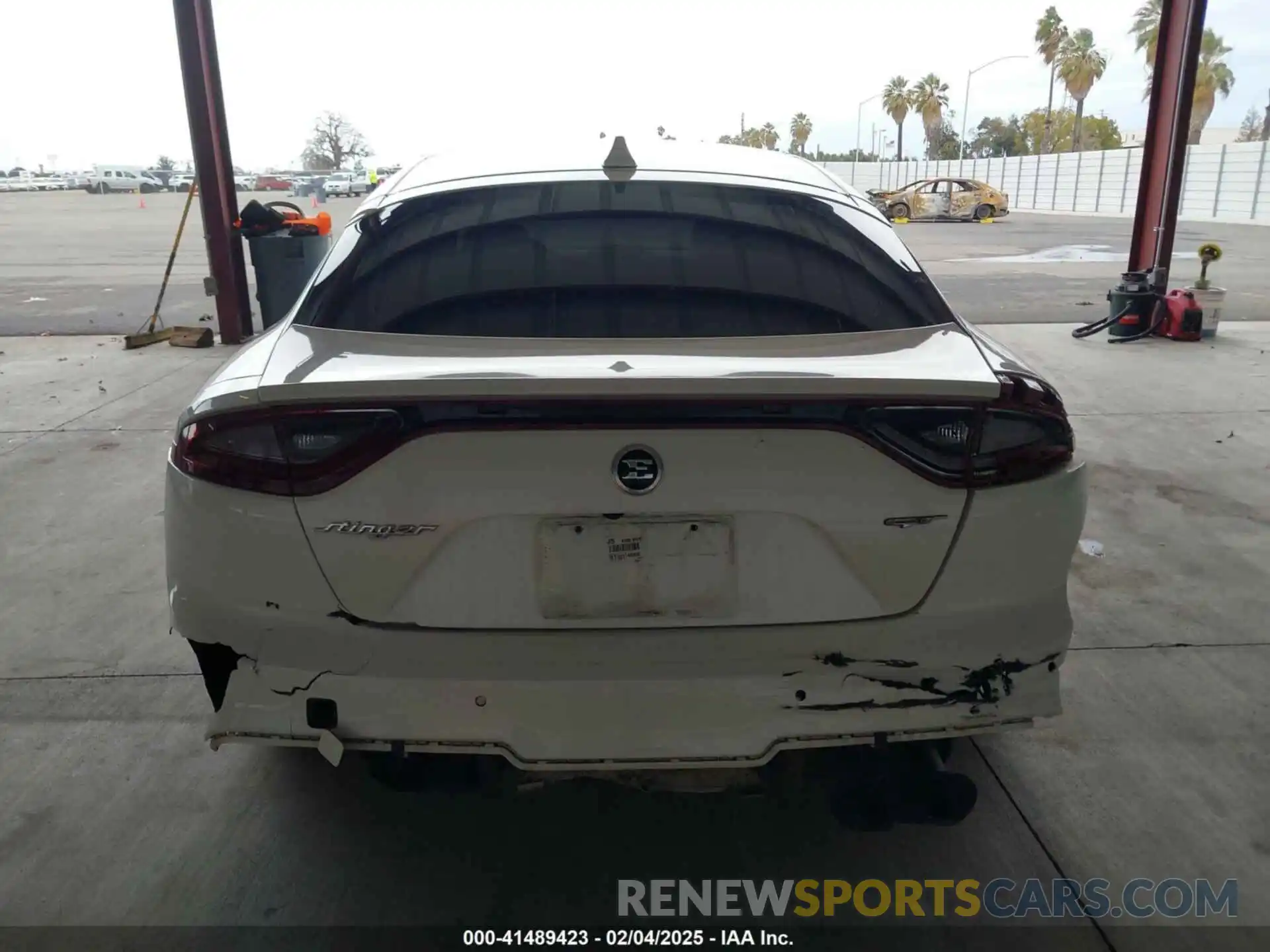 17 Photograph of a damaged car KNAE45LC4K6045047 KIA STINGER 2019