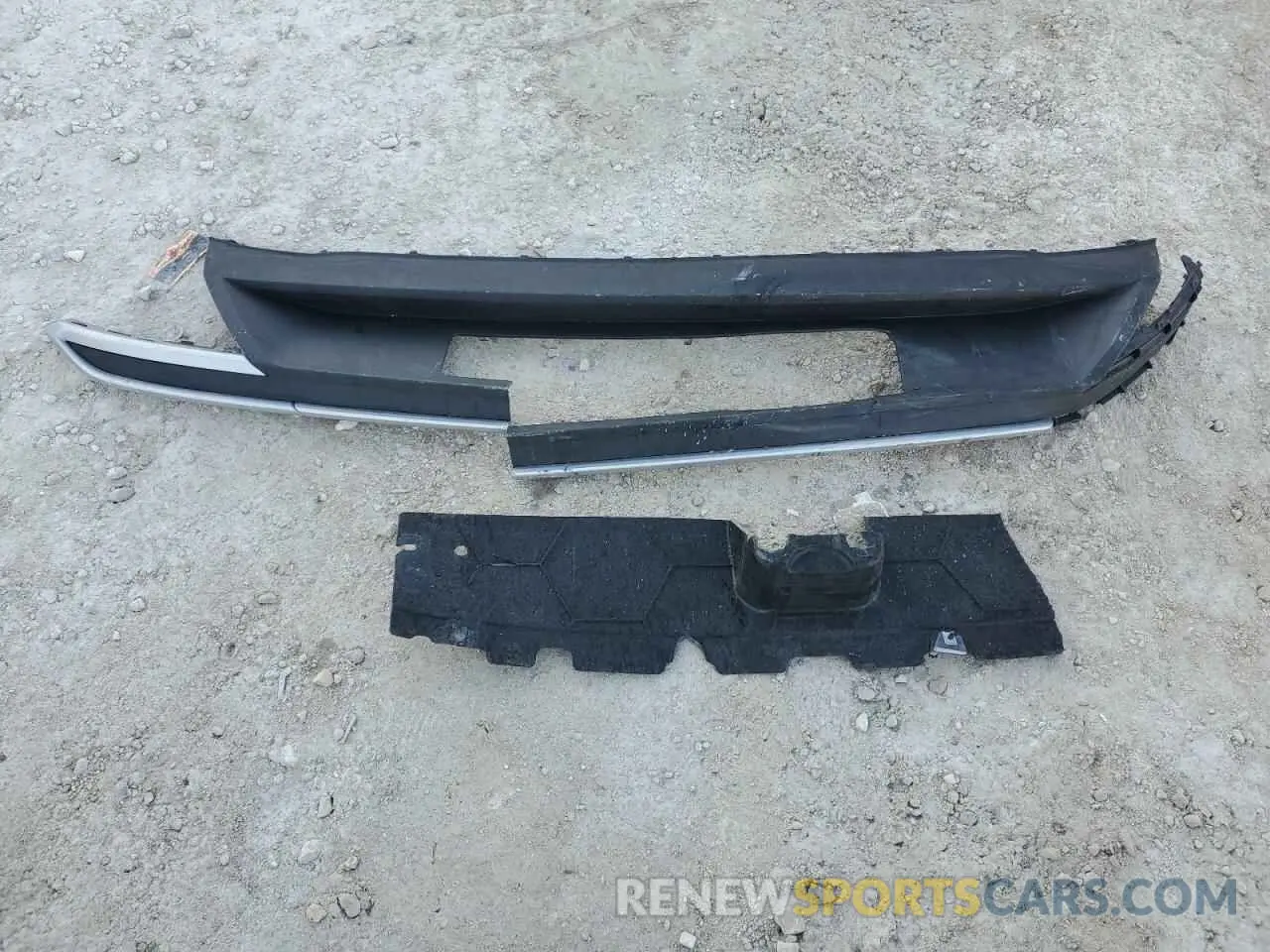 12 Photograph of a damaged car KNAE45LC7K6059301 KIA STINGER 2019