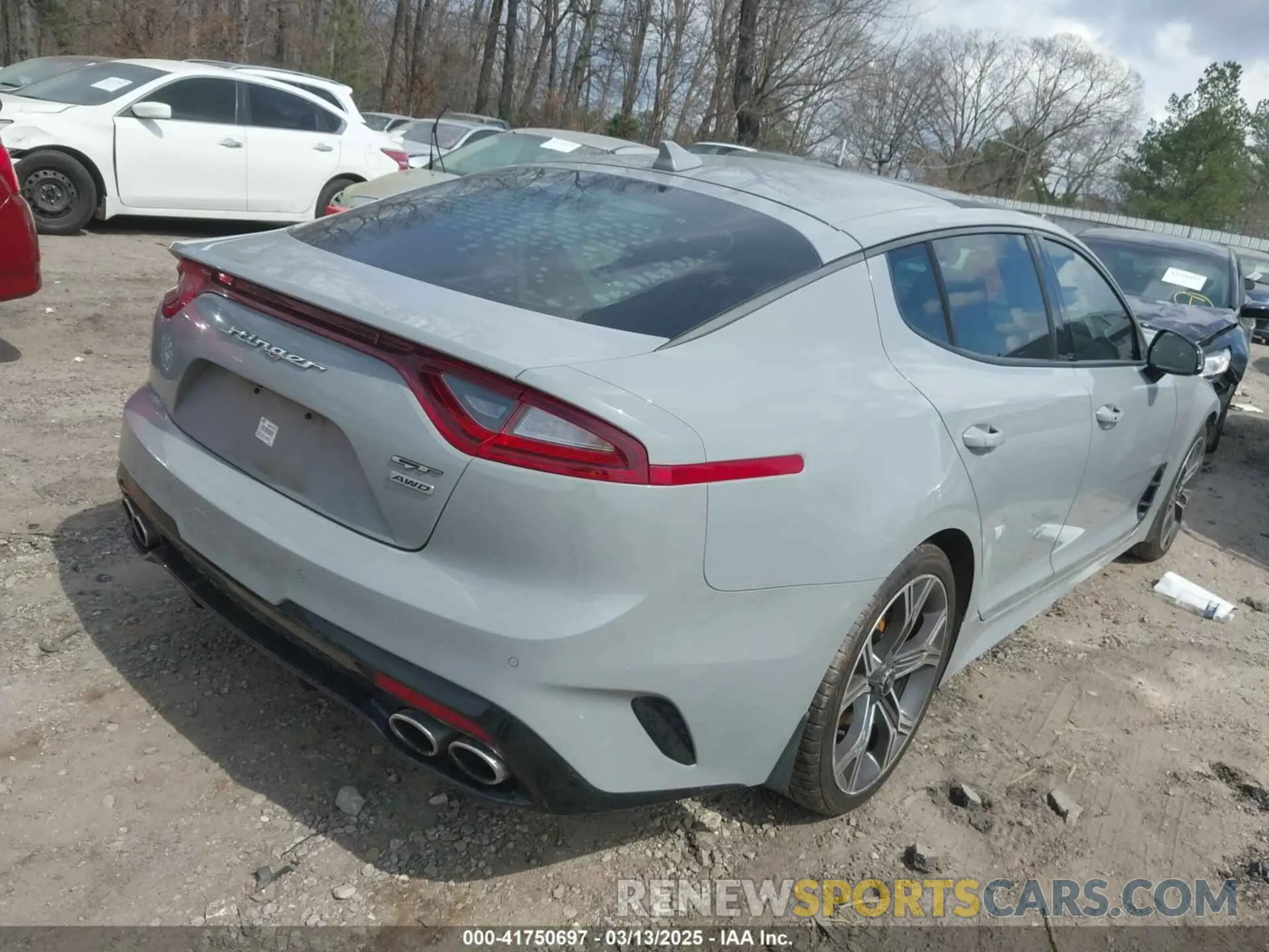 4 Photograph of a damaged car KNAE45LCXK6061530 KIA STINGER 2019