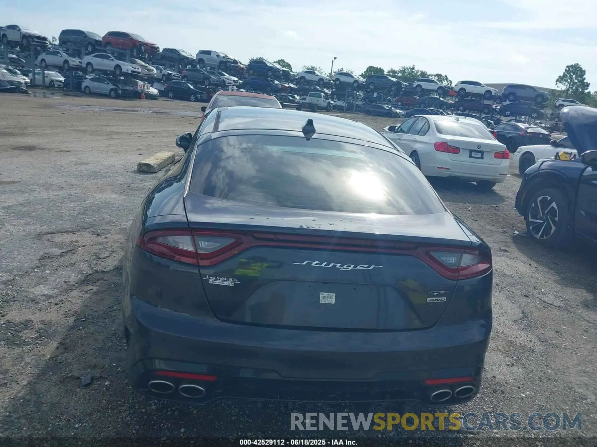 16 Photograph of a damaged car KNAE55LC1K6055502 KIA STINGER 2019