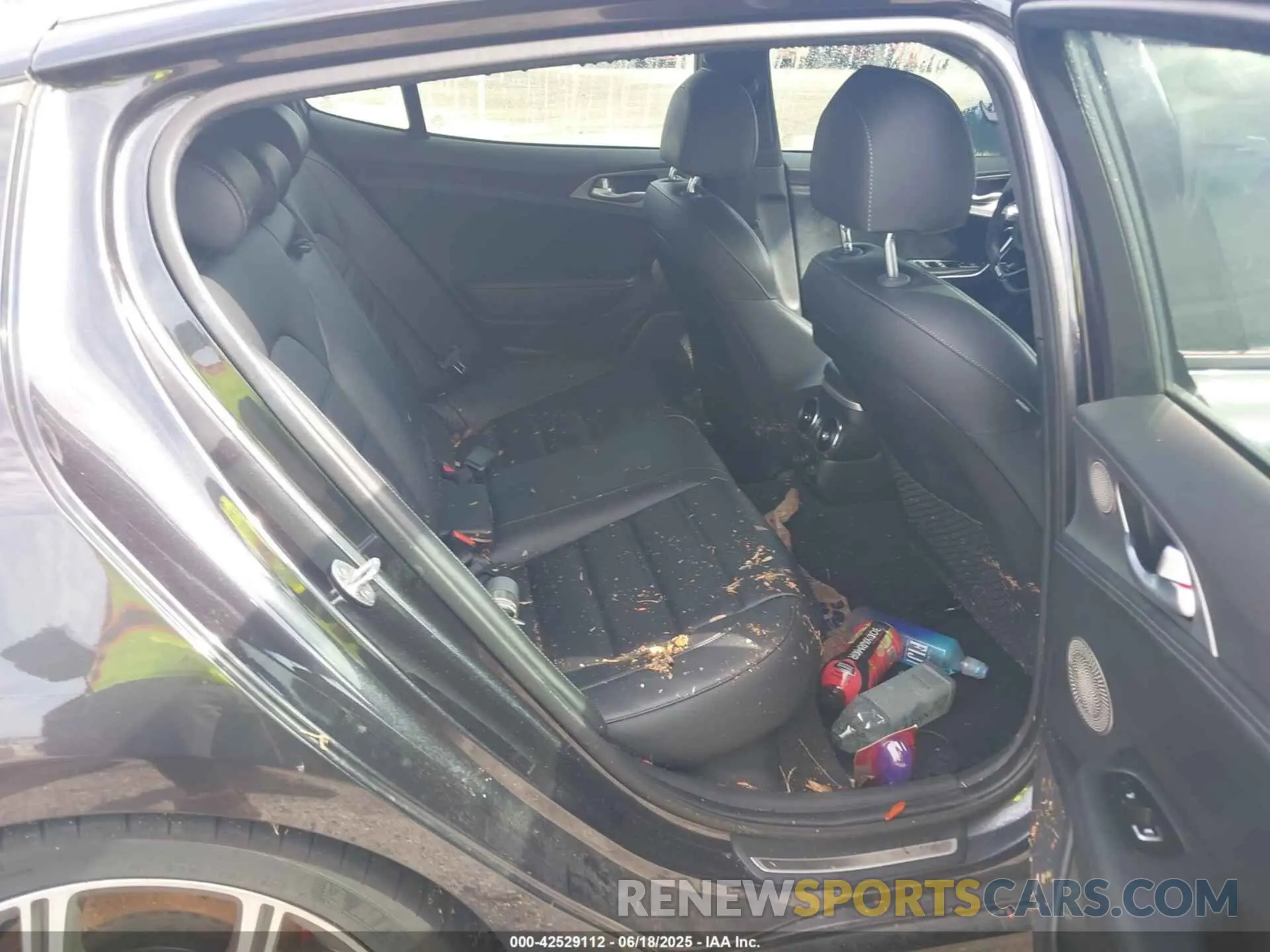 8 Photograph of a damaged car KNAE55LC1K6055502 KIA STINGER 2019