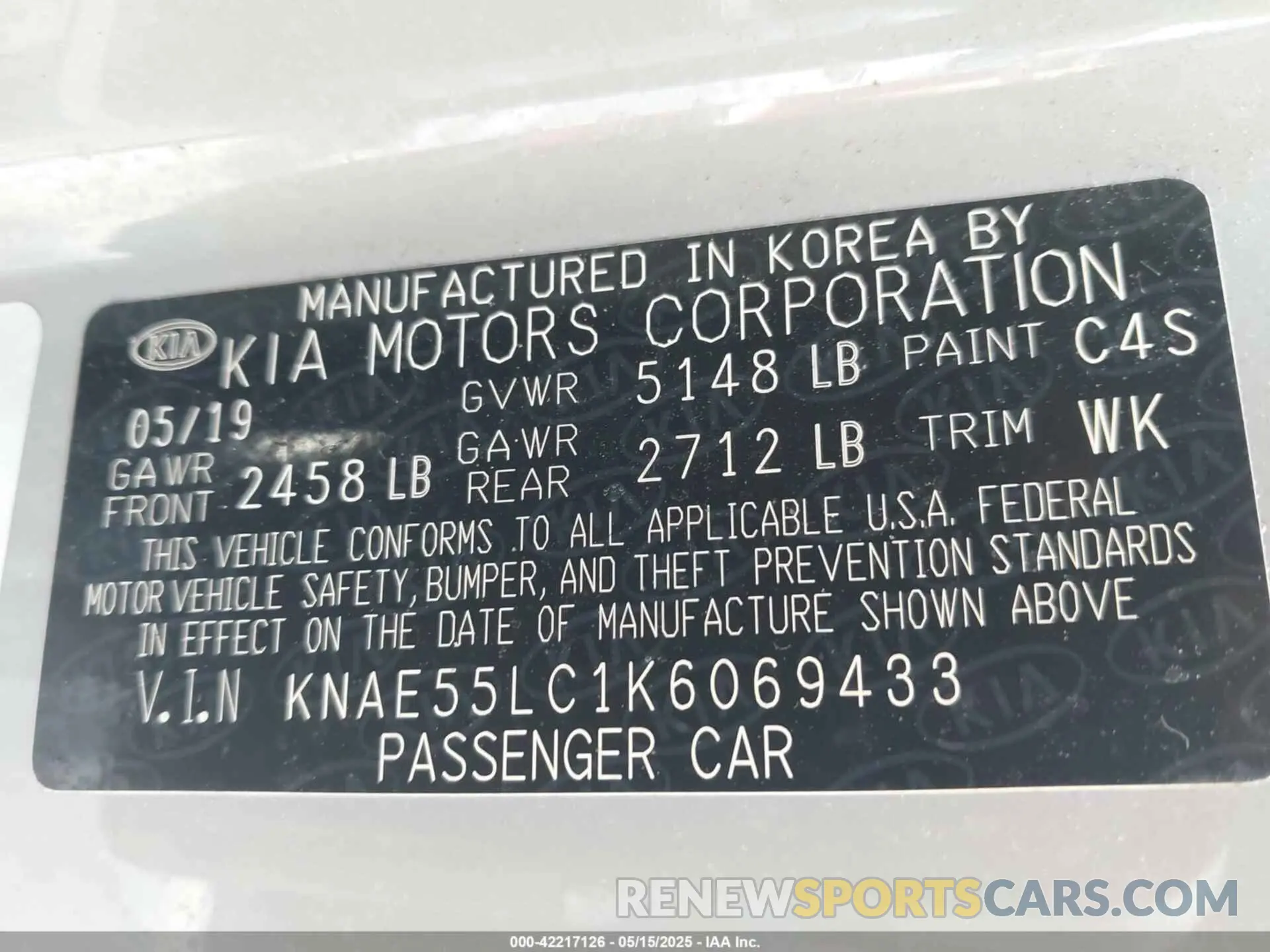 9 Photograph of a damaged car KNAE55LC1K6069433 KIA STINGER 2019