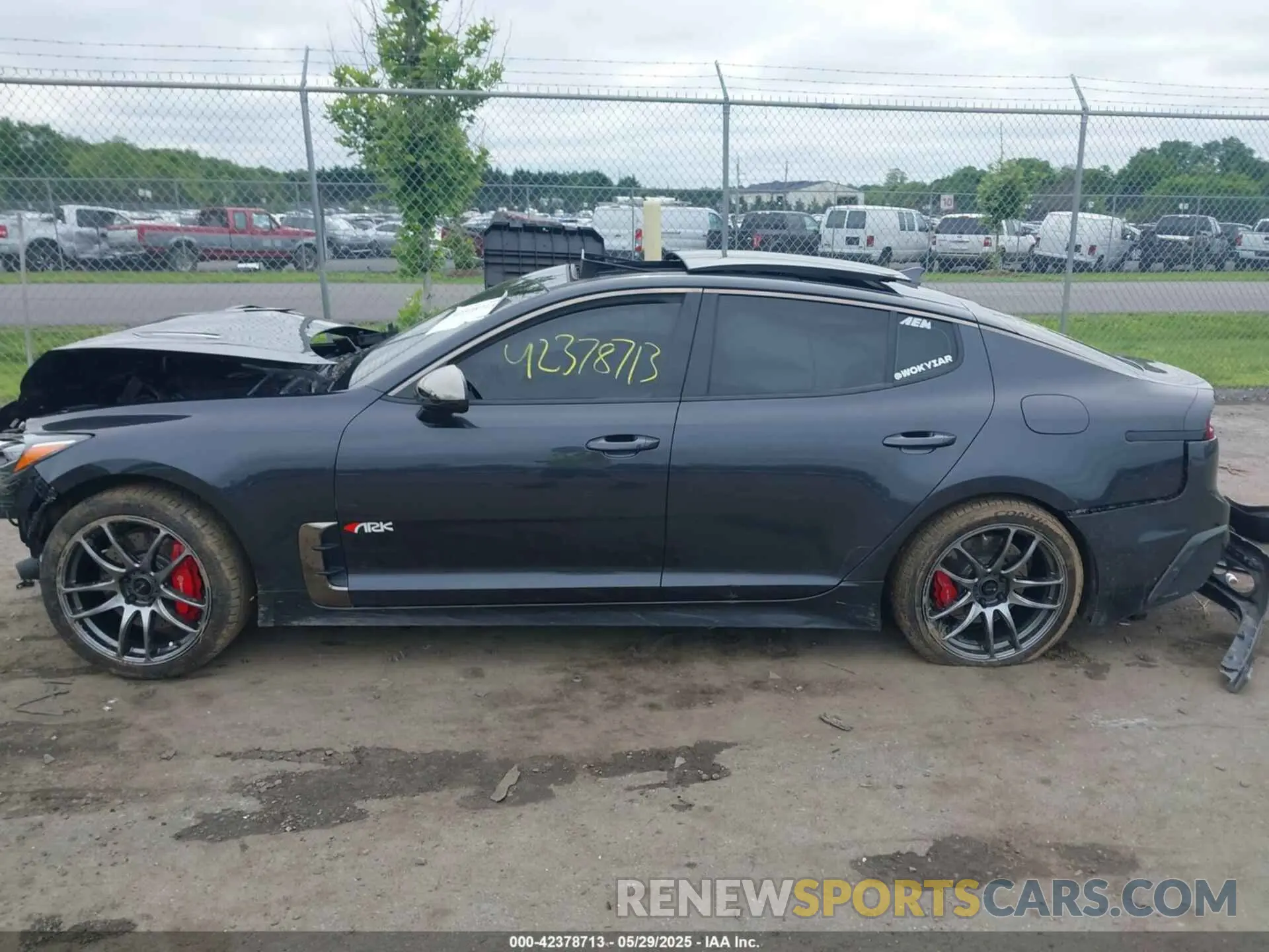 14 Photograph of a damaged car KNAE55LC2K6056528 KIA STINGER 2019