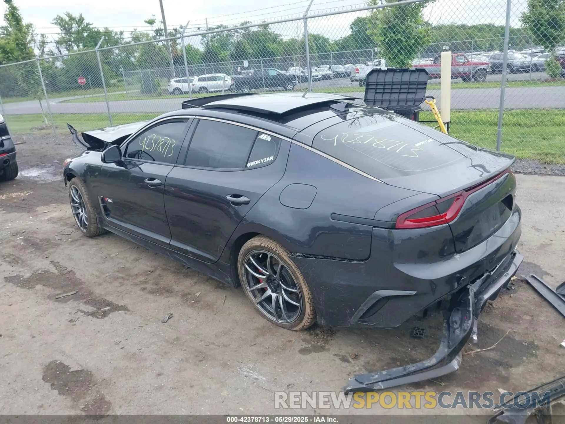 3 Photograph of a damaged car KNAE55LC2K6056528 KIA STINGER 2019