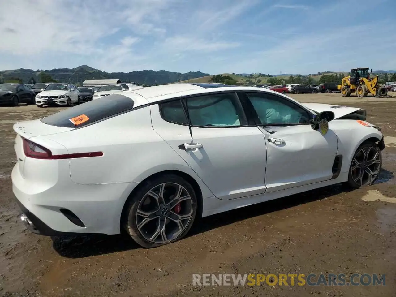 3 Photograph of a damaged car KNAE55LC3K6068526 KIA STINGER 2019