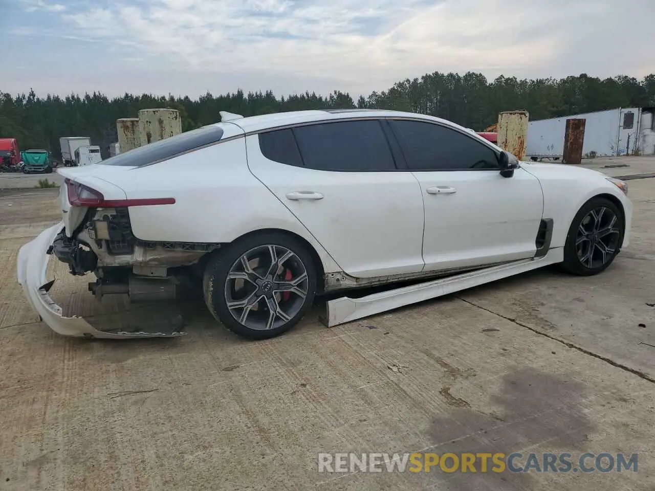 3 Photograph of a damaged car KNAE55LC5K6064817 KIA STINGER 2019