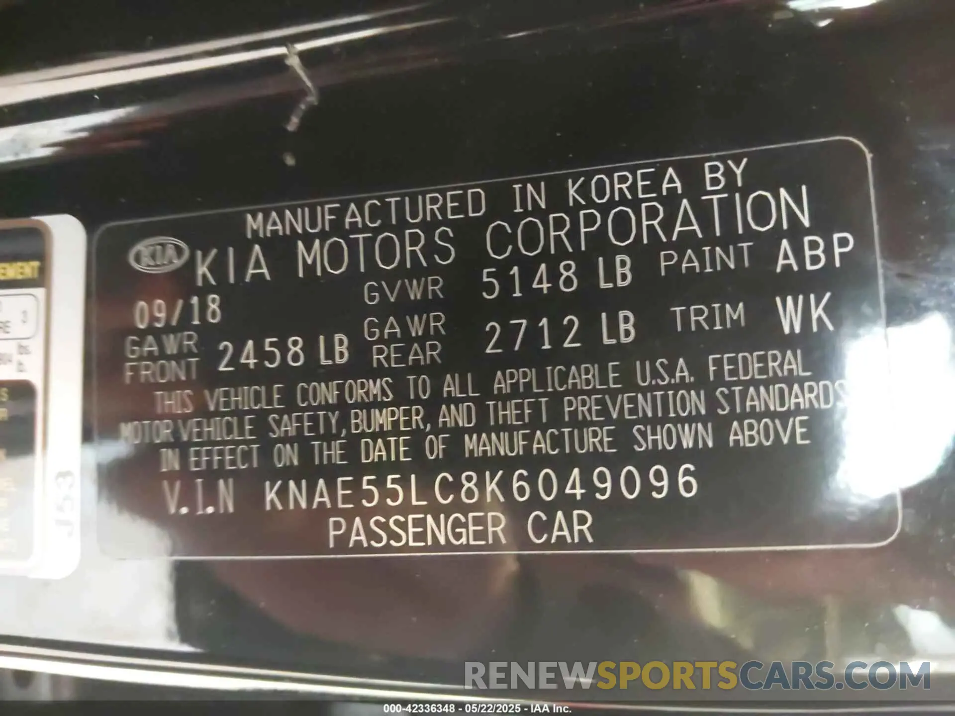 9 Photograph of a damaged car KNAE55LC8K6049096 KIA STINGER 2019
