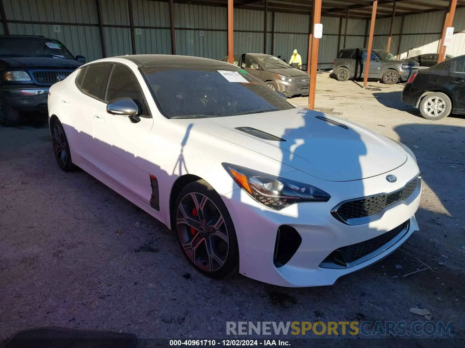 1 Photograph of a damaged car KNAE55LC8K6064679 KIA STINGER 2019