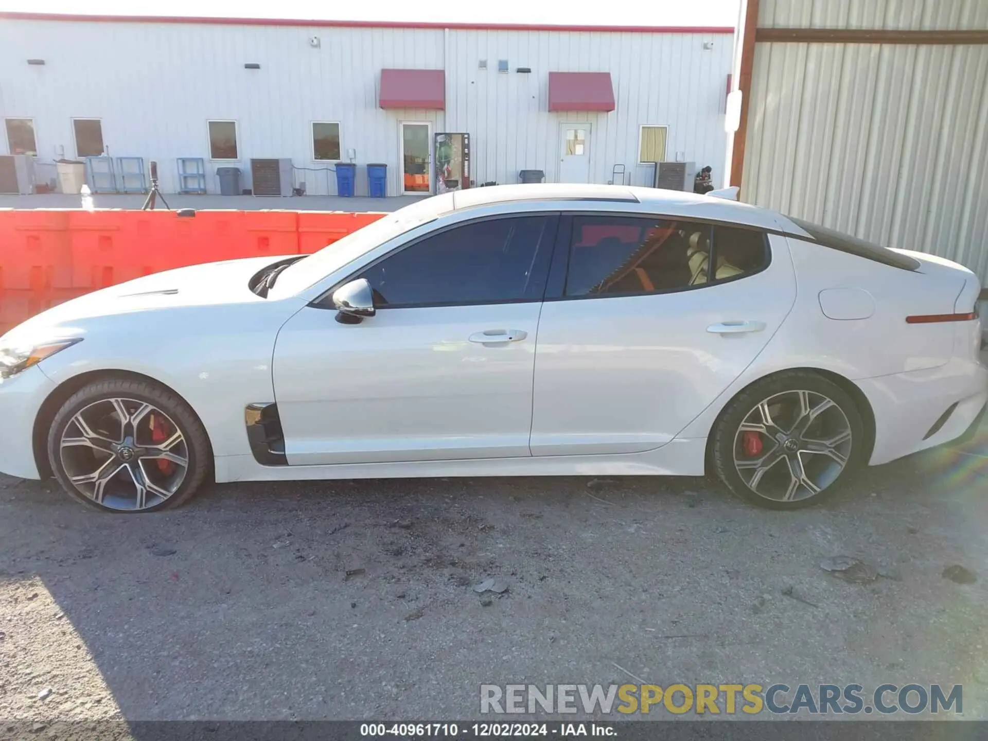 14 Photograph of a damaged car KNAE55LC8K6064679 KIA STINGER 2019