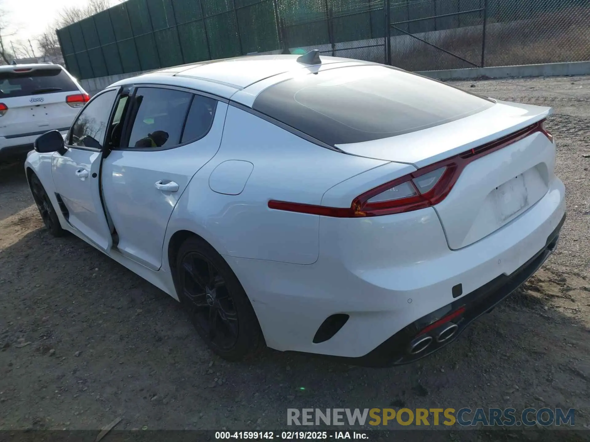 3 Photograph of a damaged car KNAE15LA0L6081066 KIA STINGER 2020