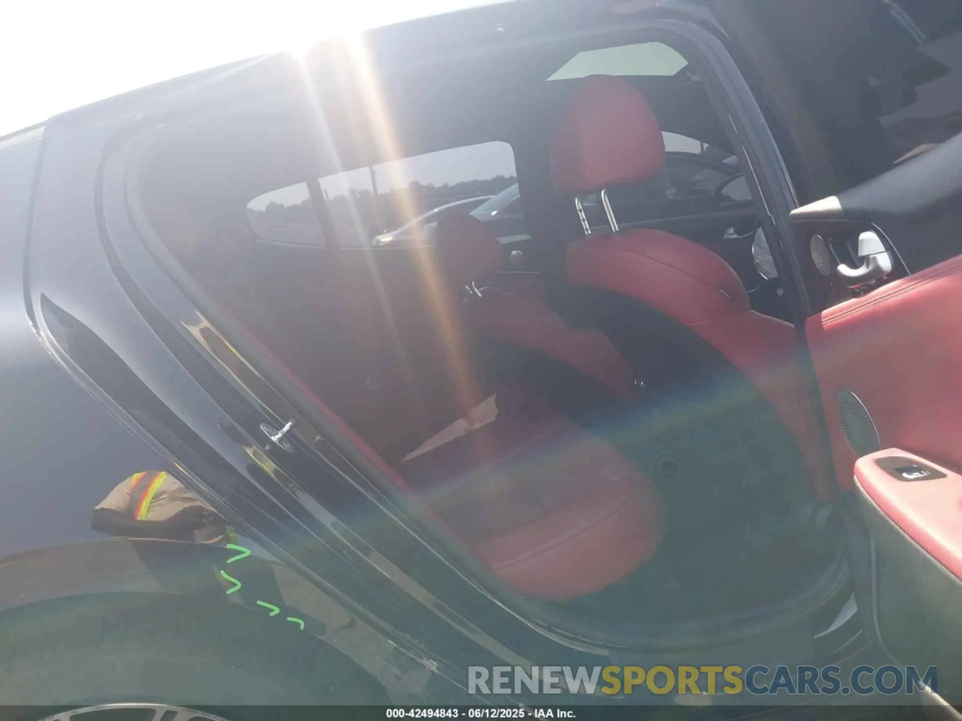 8 Photograph of a damaged car KNAE15LA1L6077401 KIA STINGER 2020