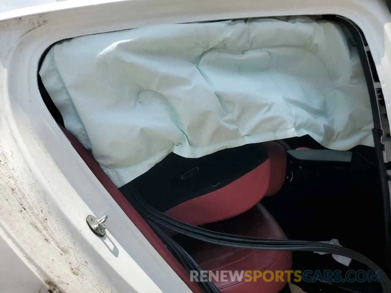 10 Photograph of a damaged car KNAE15LA2L6082719 KIA STINGER 2020